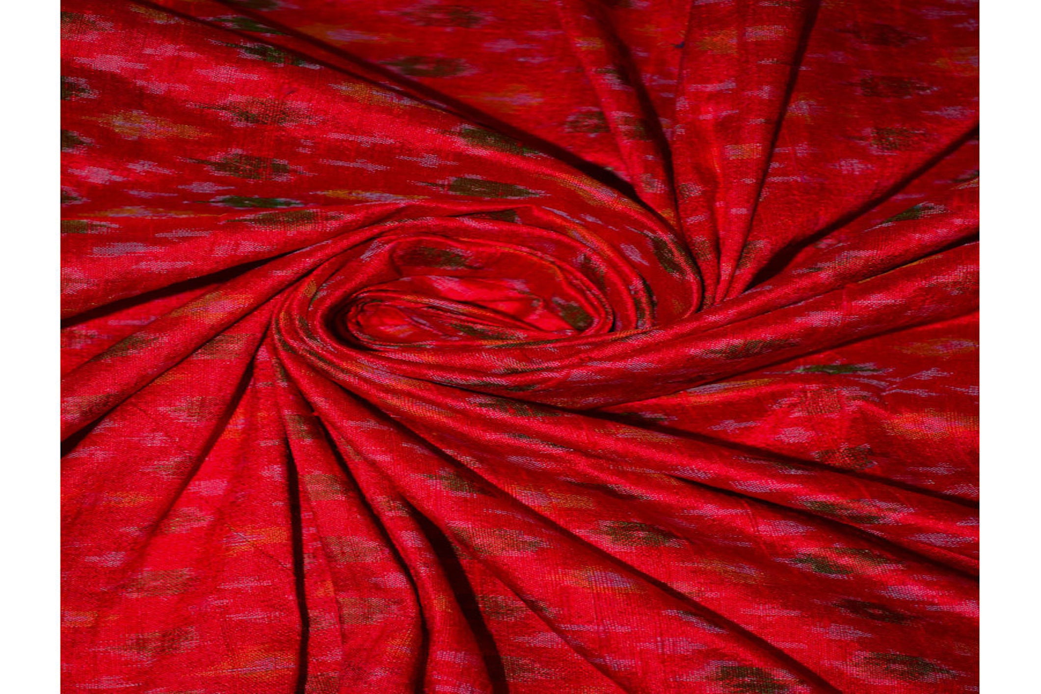 Best Handloom Fabrics for Summer