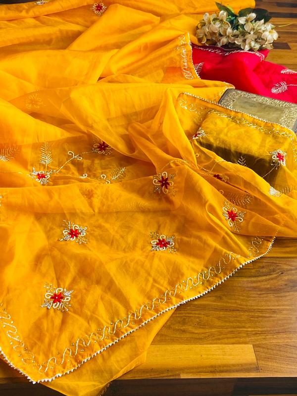 <p><strong>CHECK OUT THE LATEST COLLECTION OF WOMEN WEAR ONLINE.</strong></p> <p> </p>