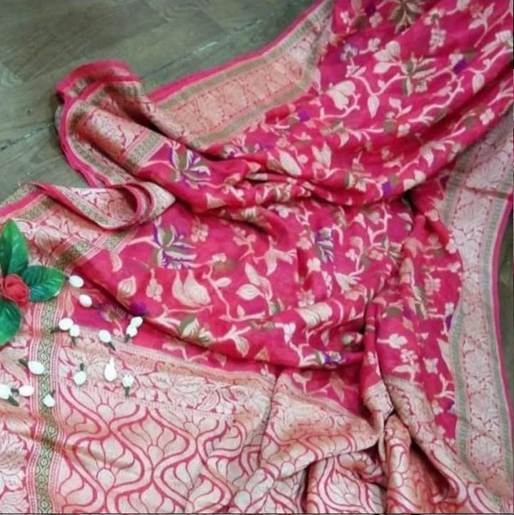 Banarasee Floral Meenakari Saree