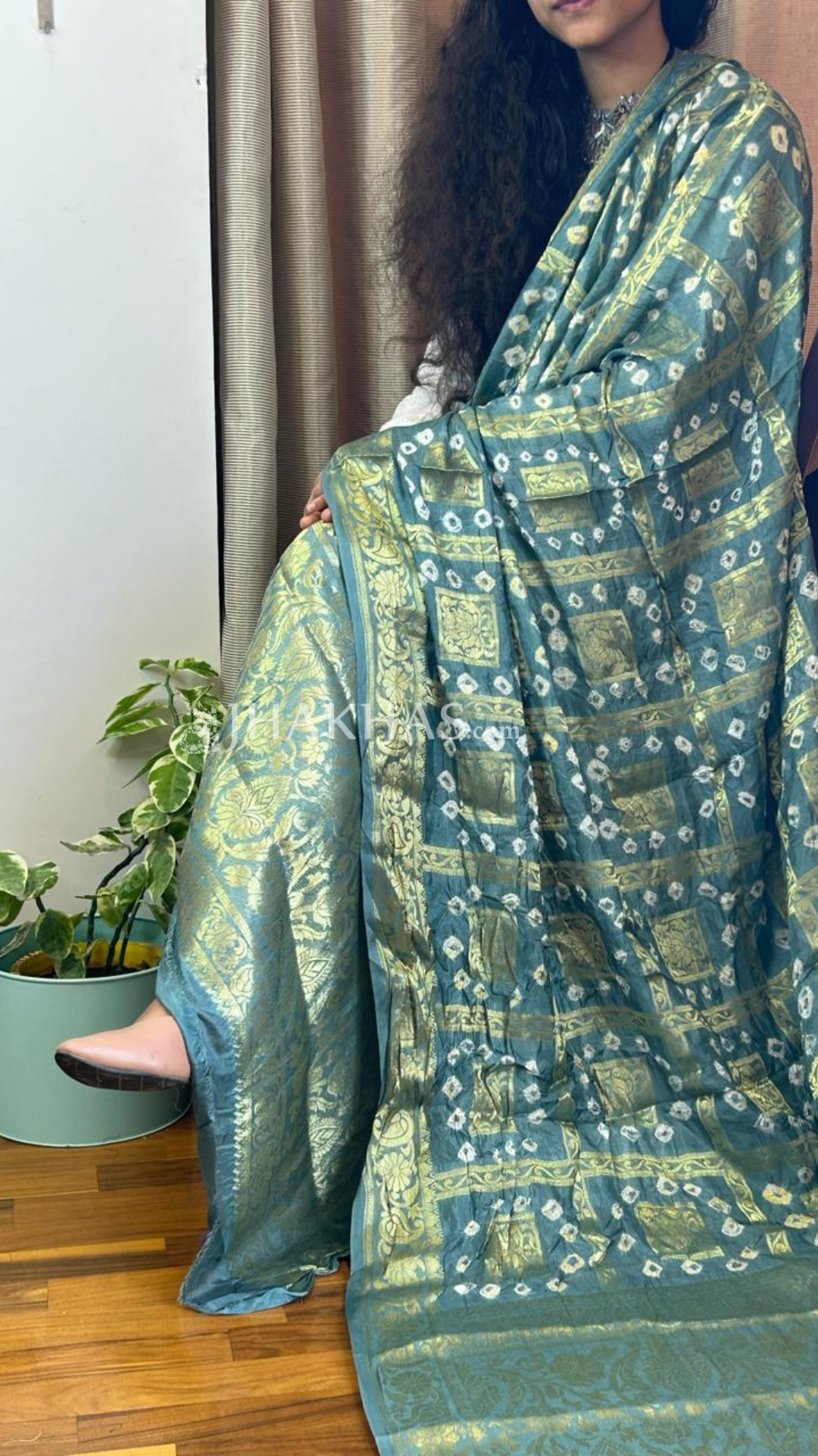Green Banarasi bandhej soft silk gharchola dupatta 