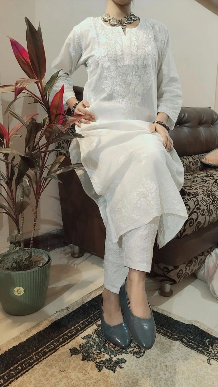 Cotton chikankari kurti in white