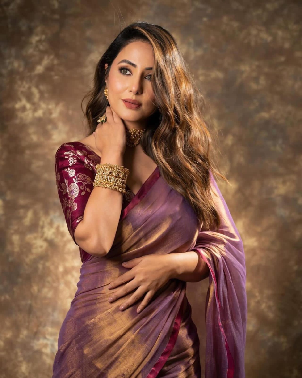 Hina Khan Purple Tissue Silk Saree With Blouse