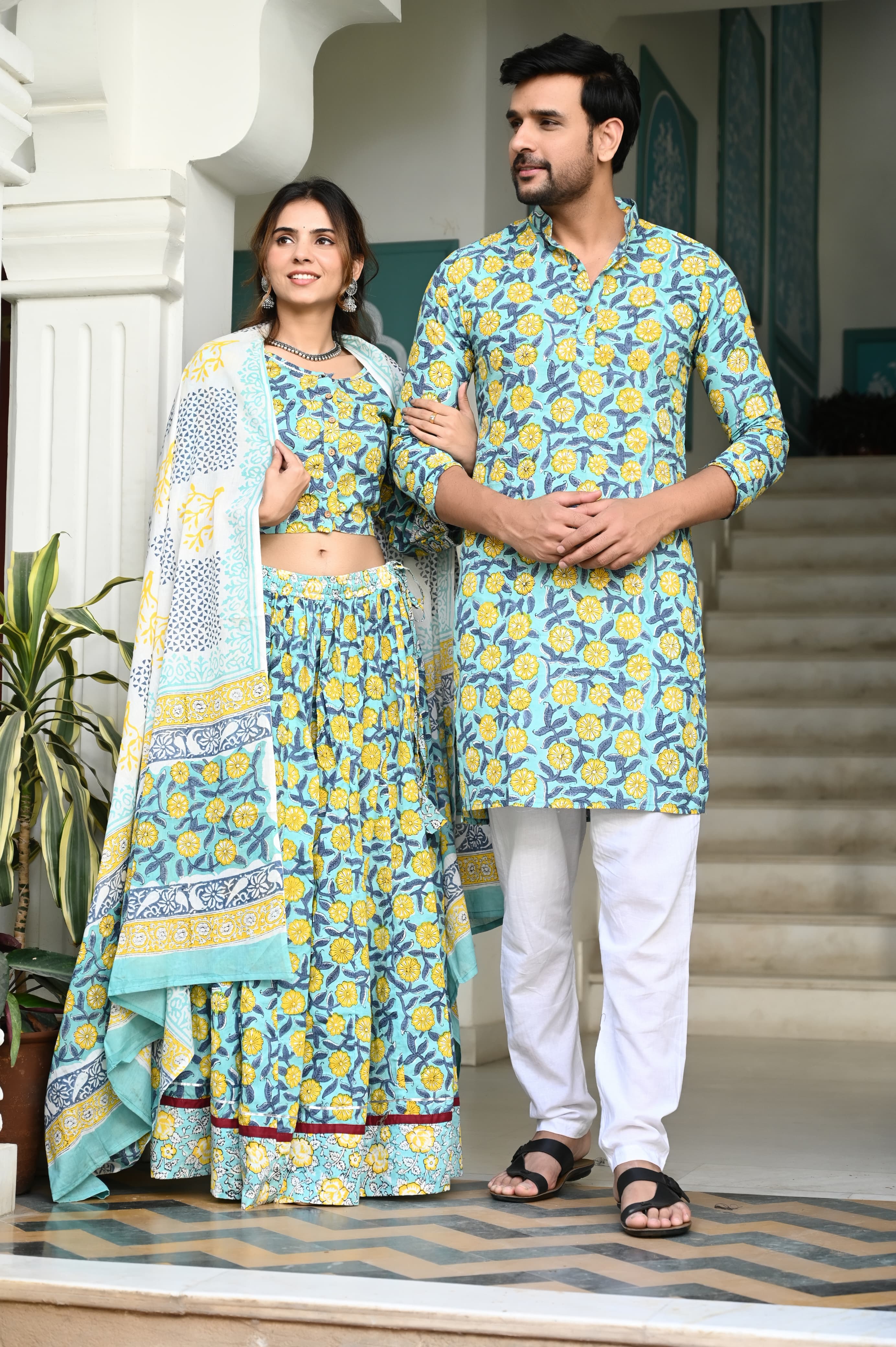 Twinning Couple Set In Flora Green