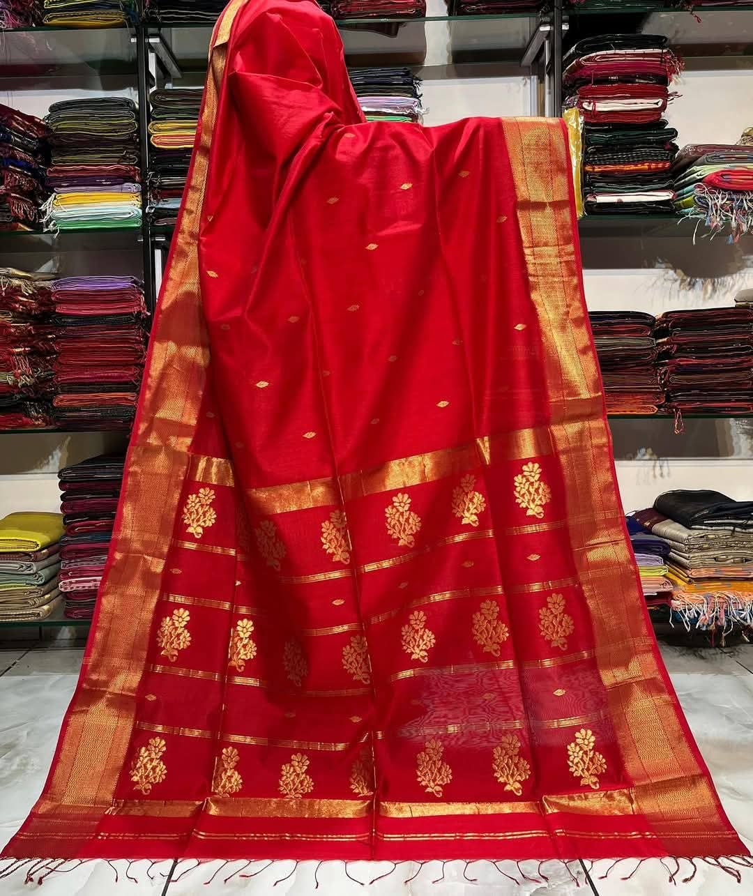 Red Maheshwari silk Handloom Zari Saree