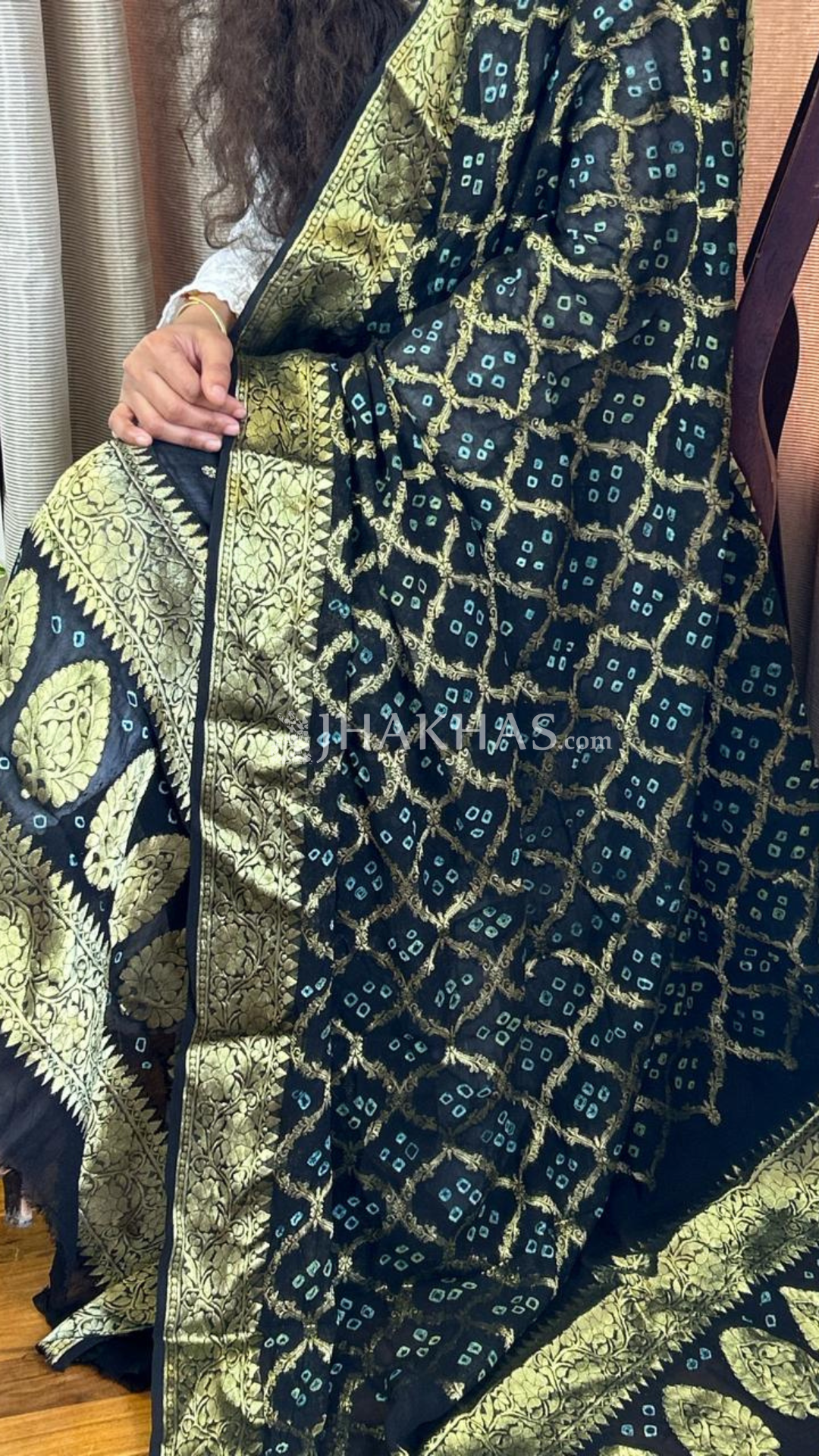 Black Banarasi Gharchola Dupatta