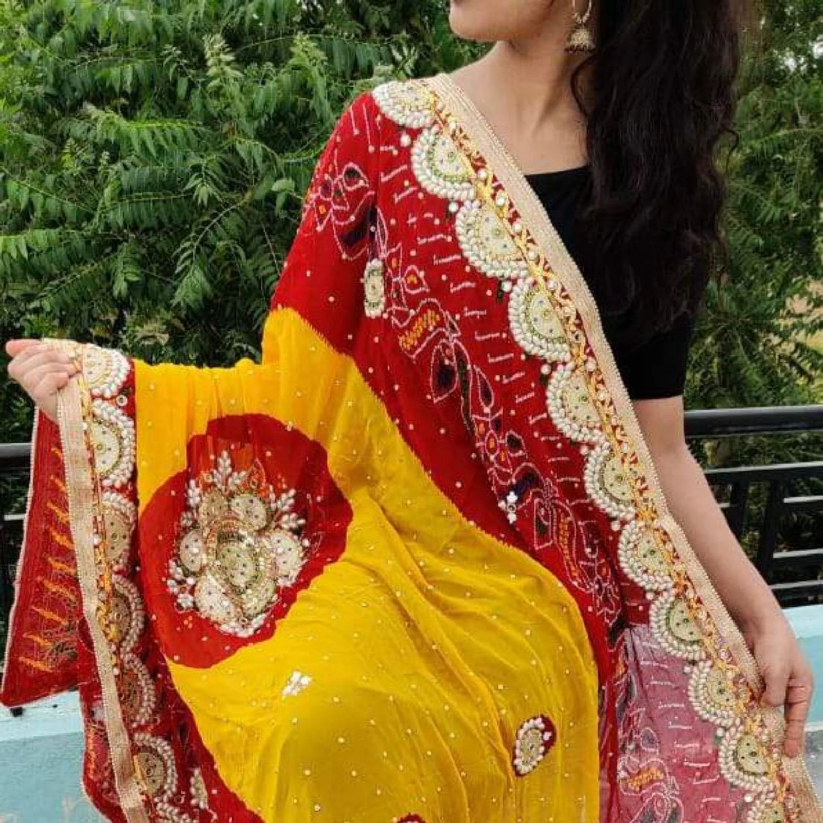 Bridal chunri saree best sale