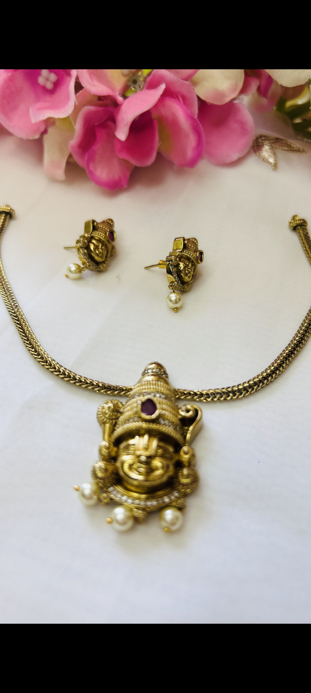 Traditional Lord Venkateswara (Balaji) Pendant Necklace Set