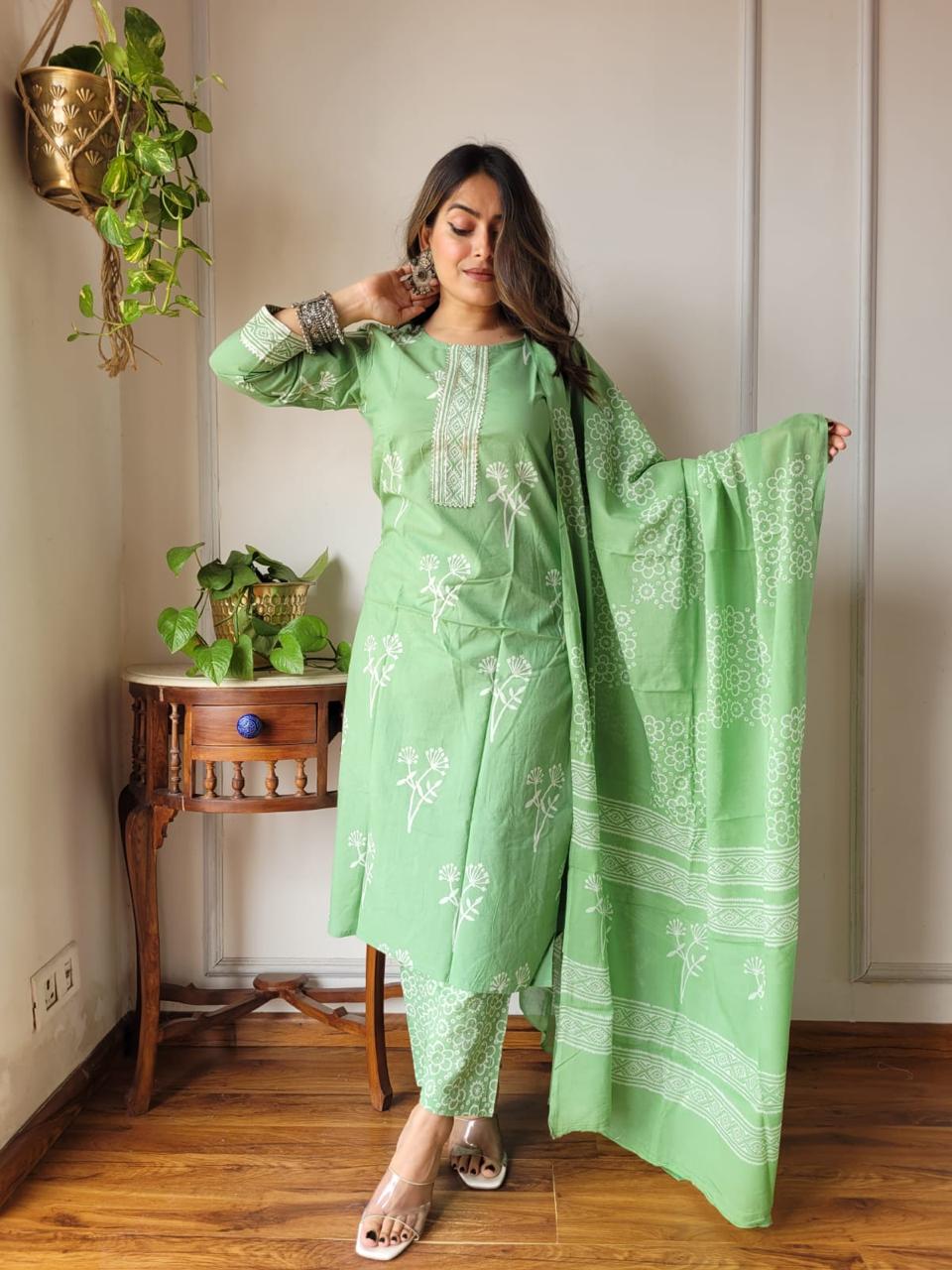 Pista Green Cotton Suit Set