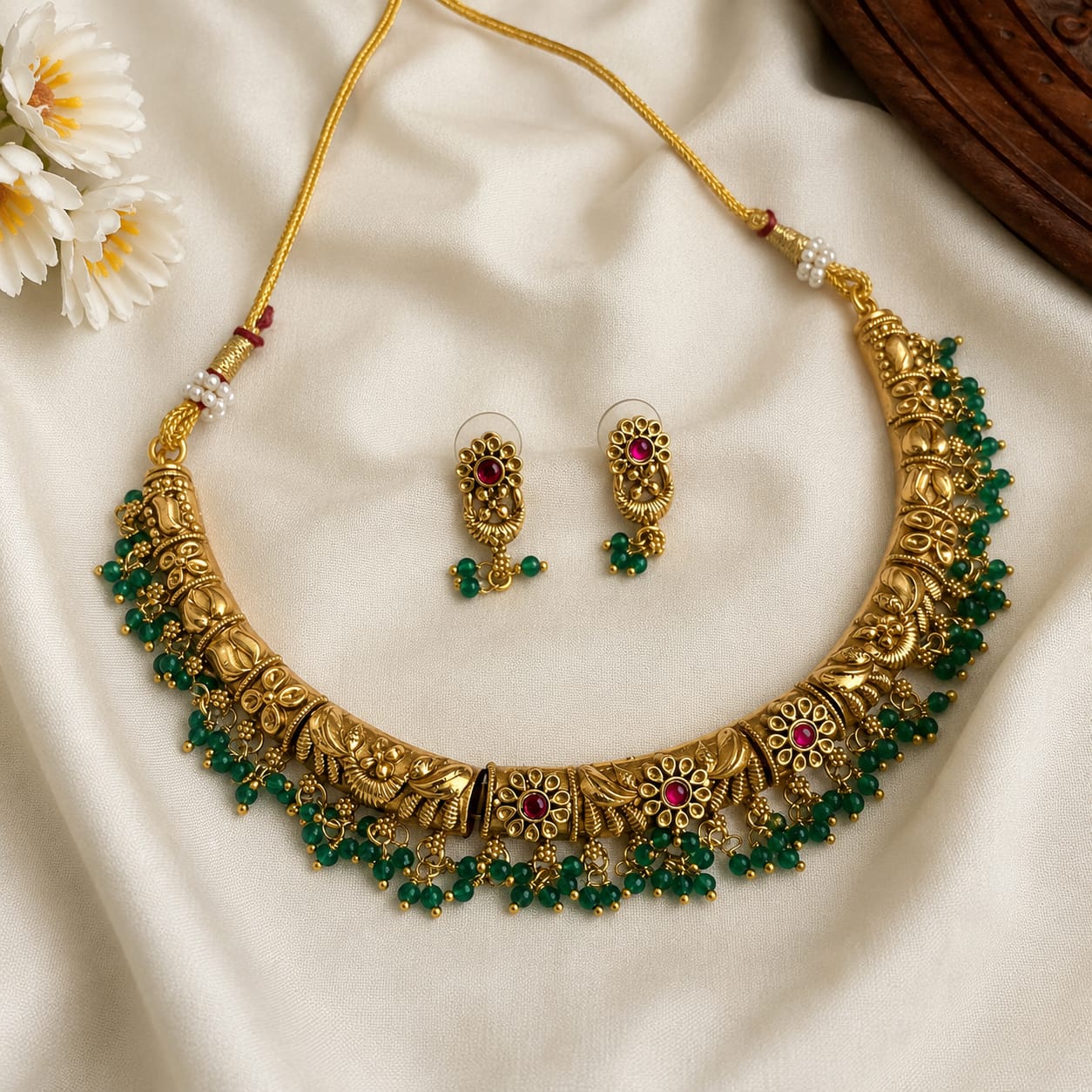 Green South Indian Traditional Styles Necklace Set
