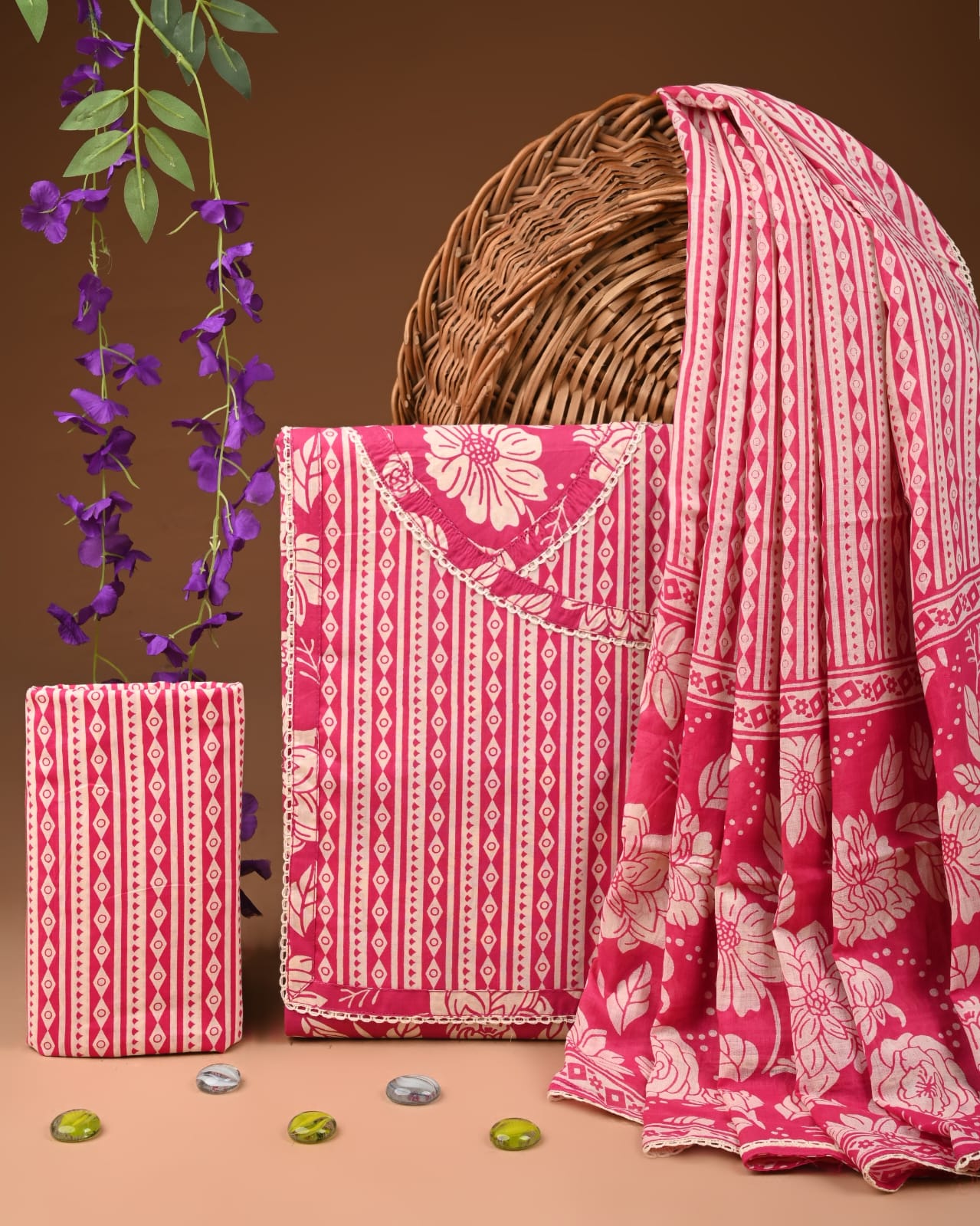 Pink Cotton Suit Set With Gota Work
