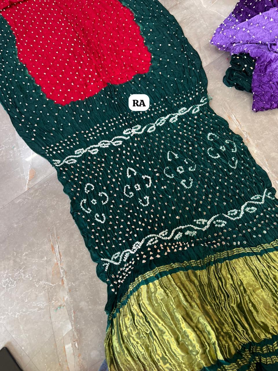 Gulabri Beautiful Green & Red Bandhej Silk Saree