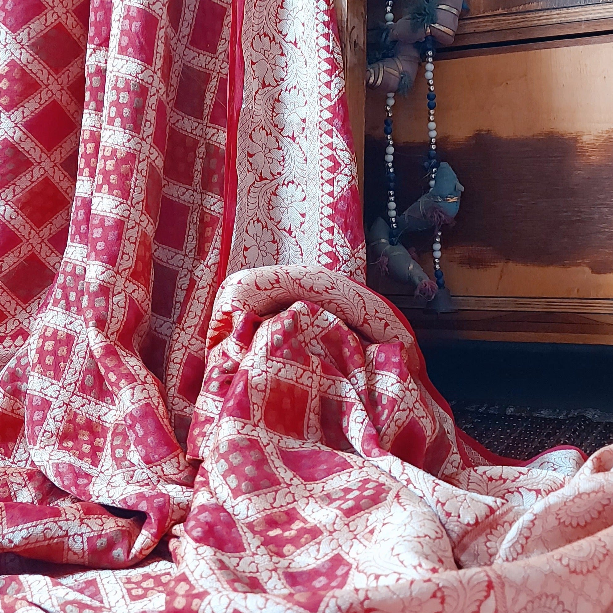 Bridal Look Banrasee Full Jaal Saree - jhakhas.com