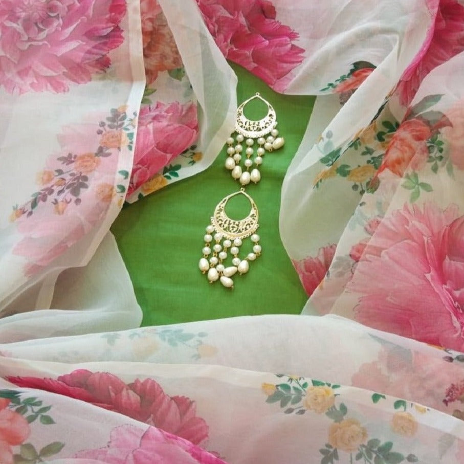 Floral Organza Dupatta With Green Kurta - jhakhas.com