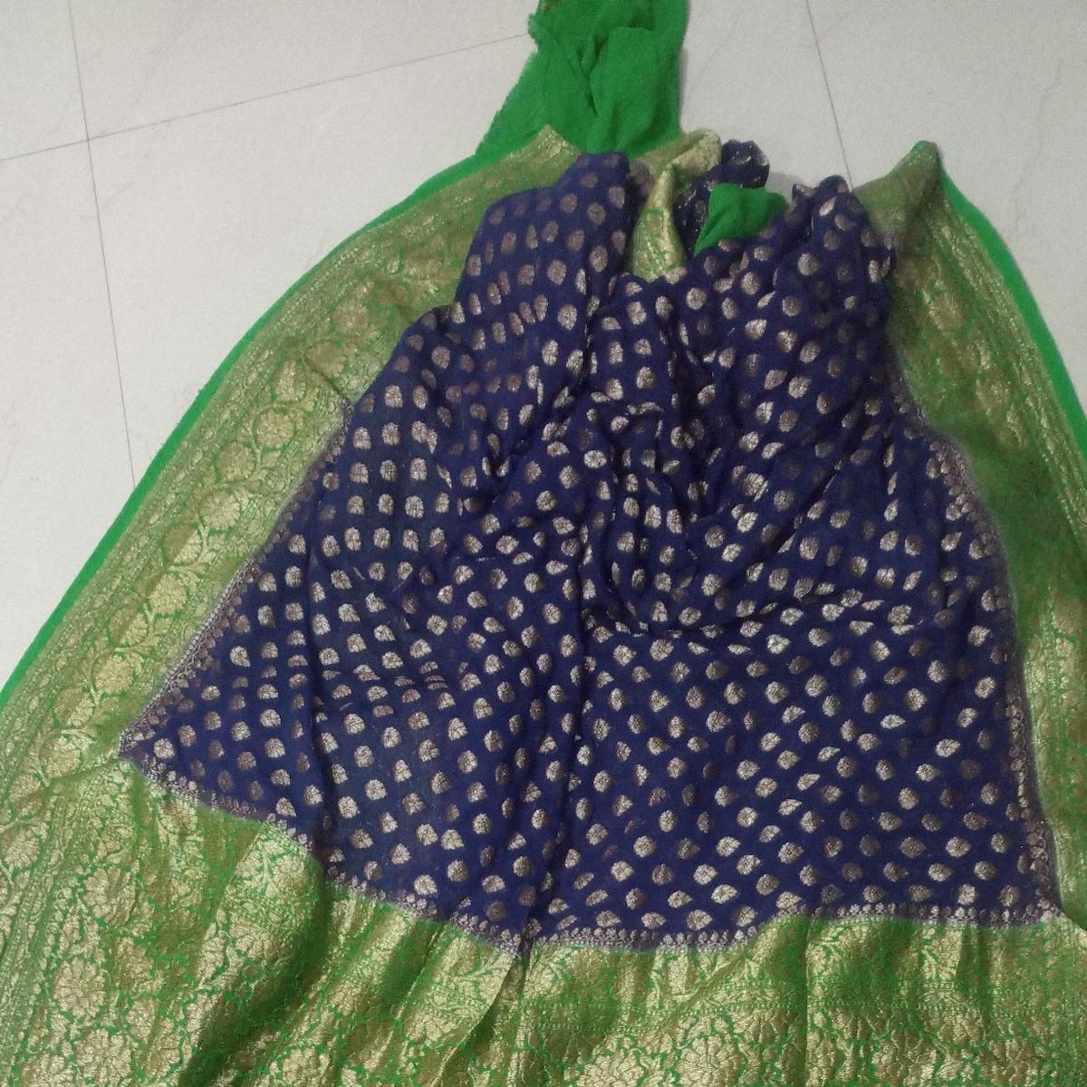 Navyblue And Green Heavy Banarasi Saree - jhakhas.com