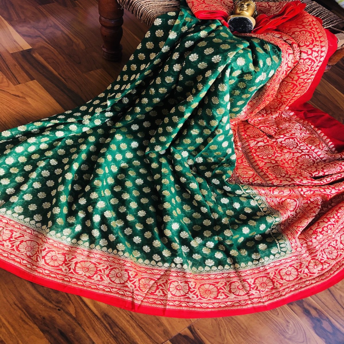 Red And Green Heavy Banarasi Saree - jhakhas.com