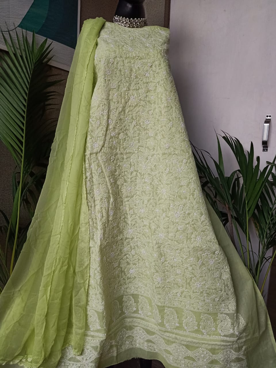 Fancy Cotton chikankari salwar suit - jhakhas.com