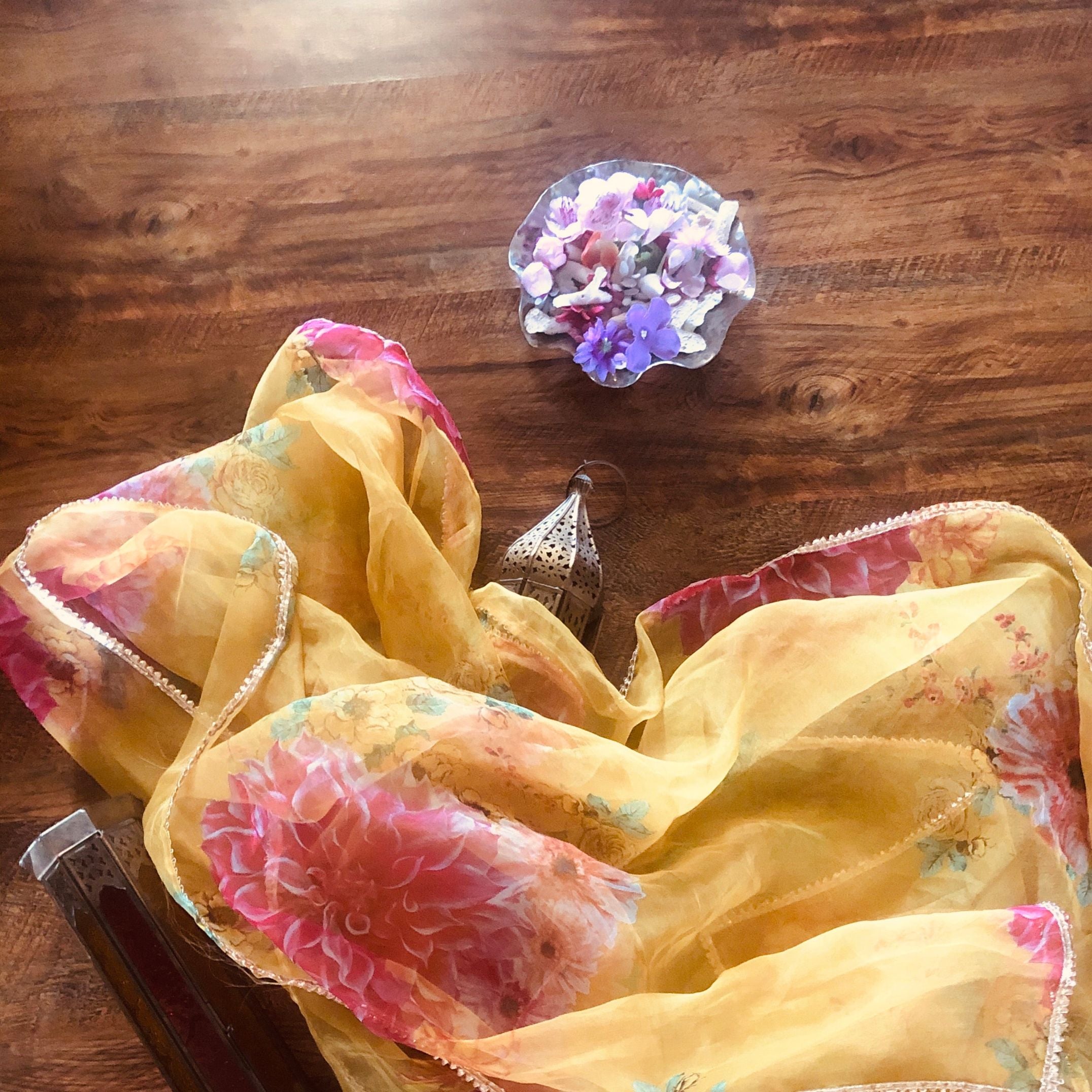 Karishma Kapoor Floral Organza Dupatta