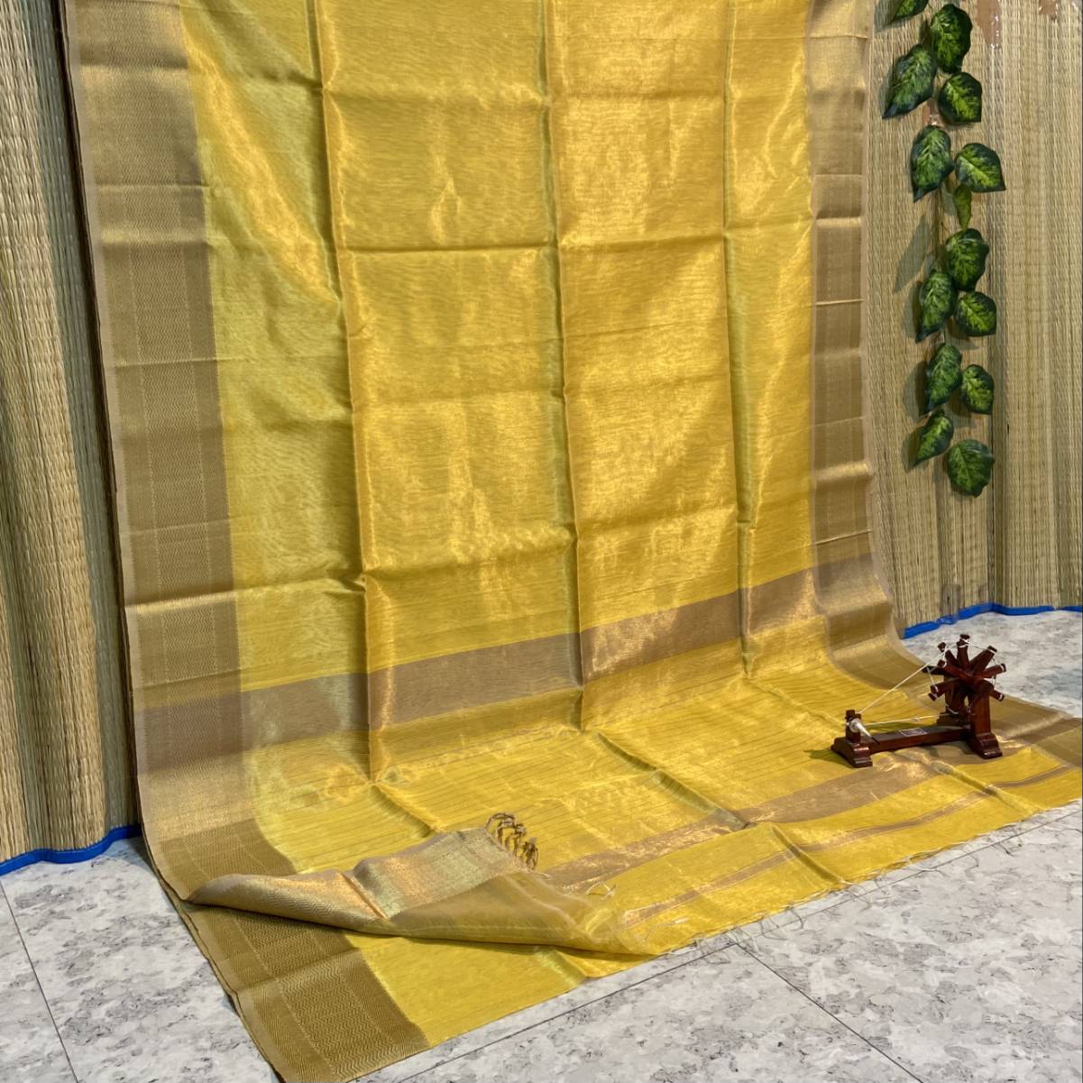 Maheshwari Tissue Twisting Zari Saree In Yellow