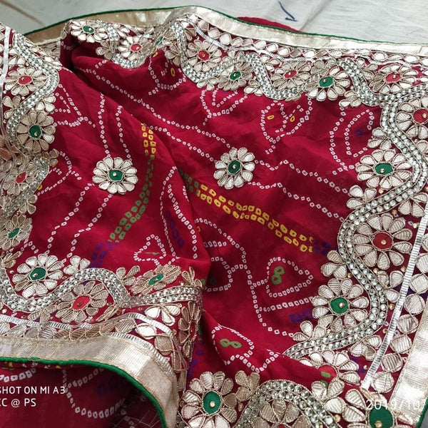 RIDHI- A SOFT BLENDED SILK WHITE BANDHANI SAREE WITH EMBROIDERY AND MI –  MOS Preloved