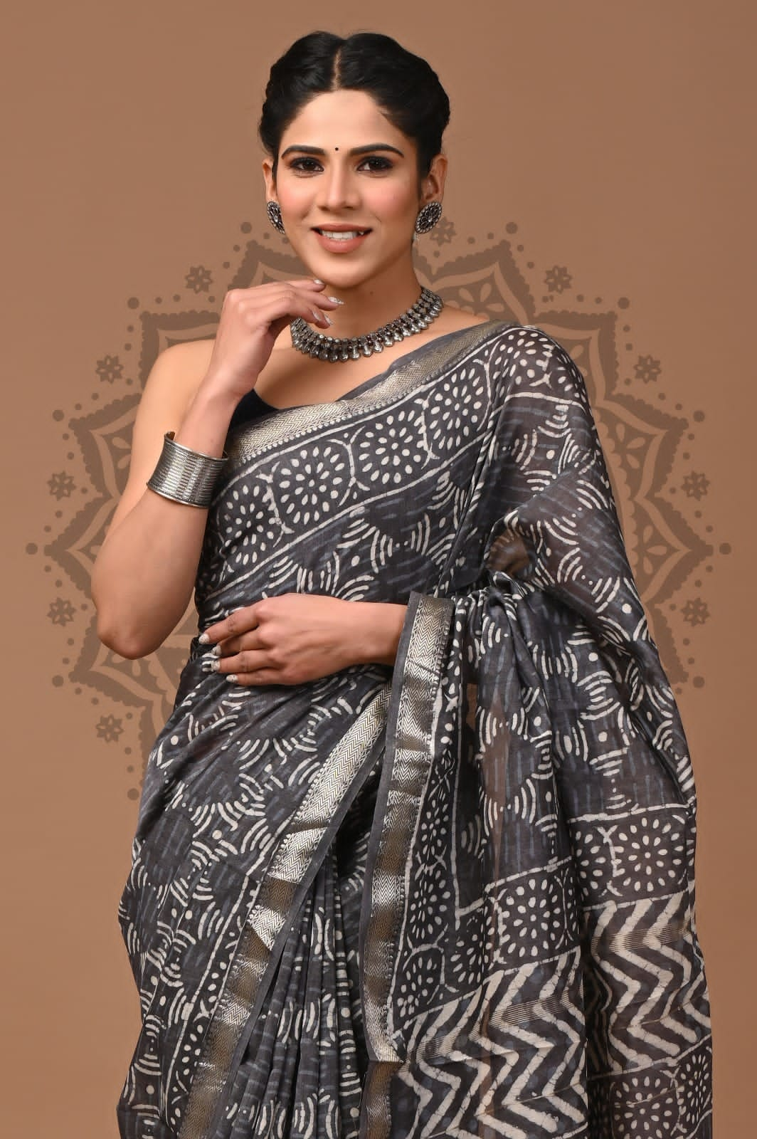 Grey Maheshwari Bagru Block Print Saree