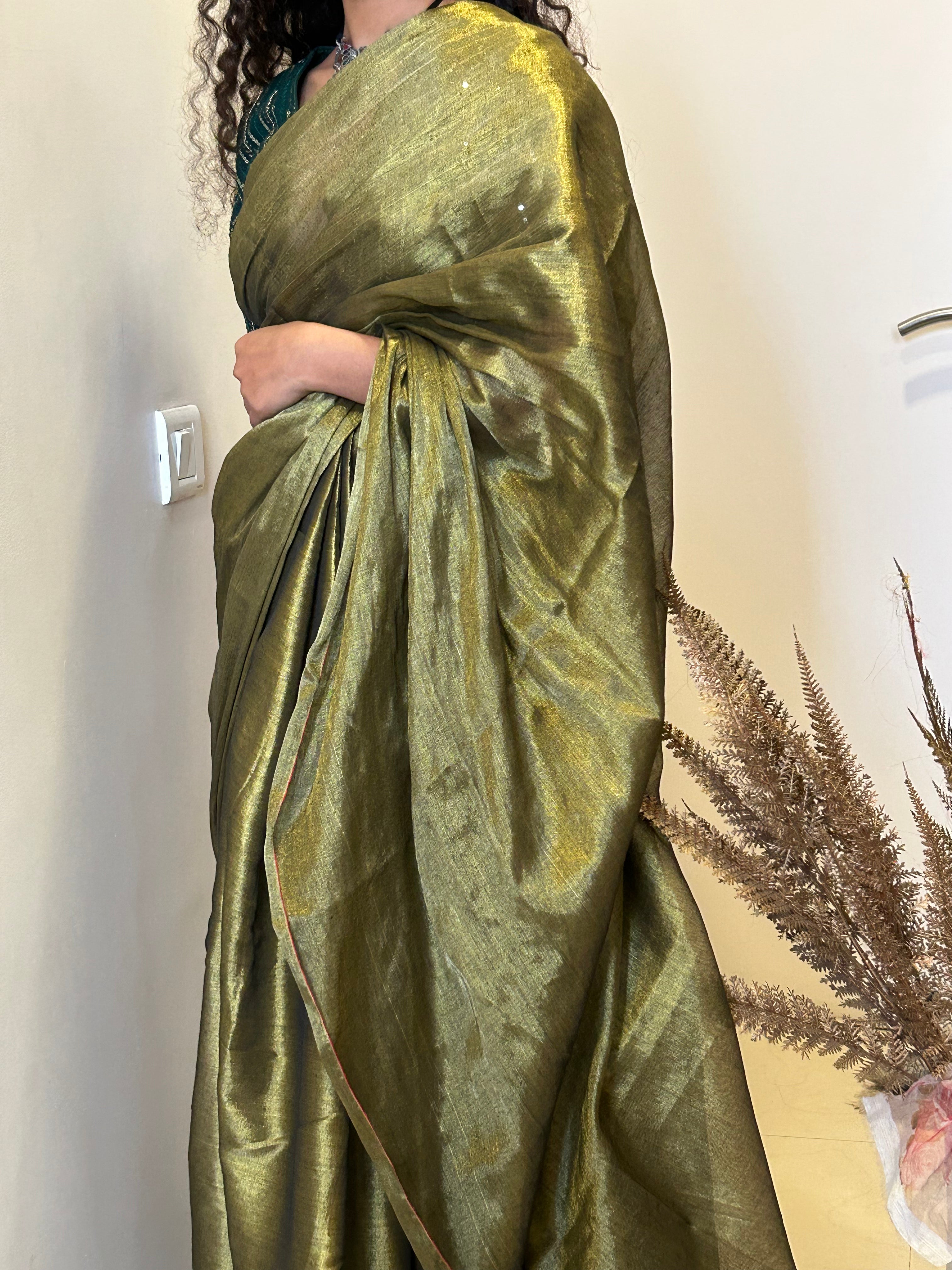 Rekha Inspired Green Tissue Silk Saree With Blouse