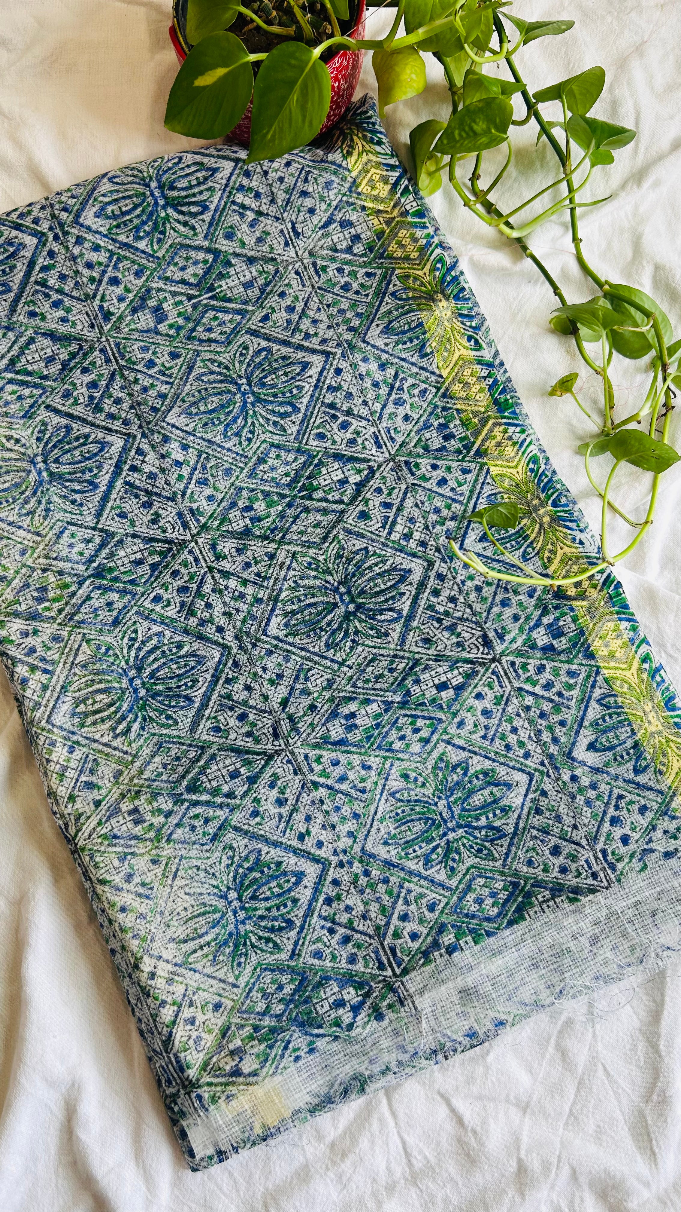 Summer Look Kota Doria Hand Block Print Suit In Off White (unstitched)