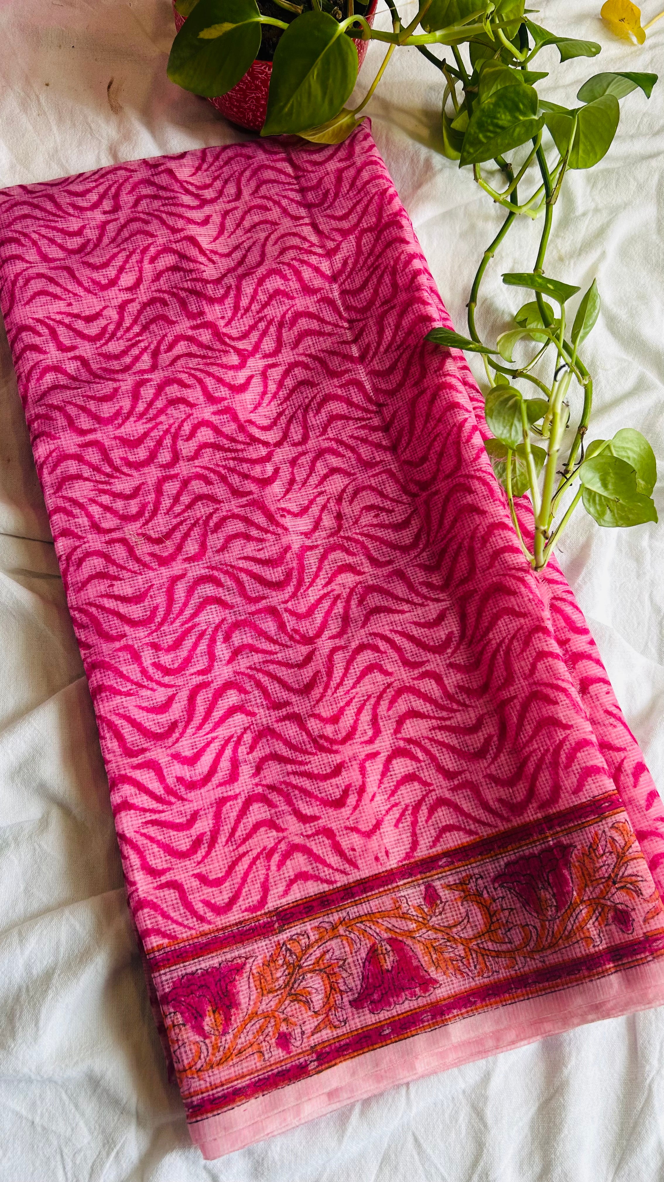 Summer Look Kota Doria Hand Block Print Suit In Pink (unstitched)