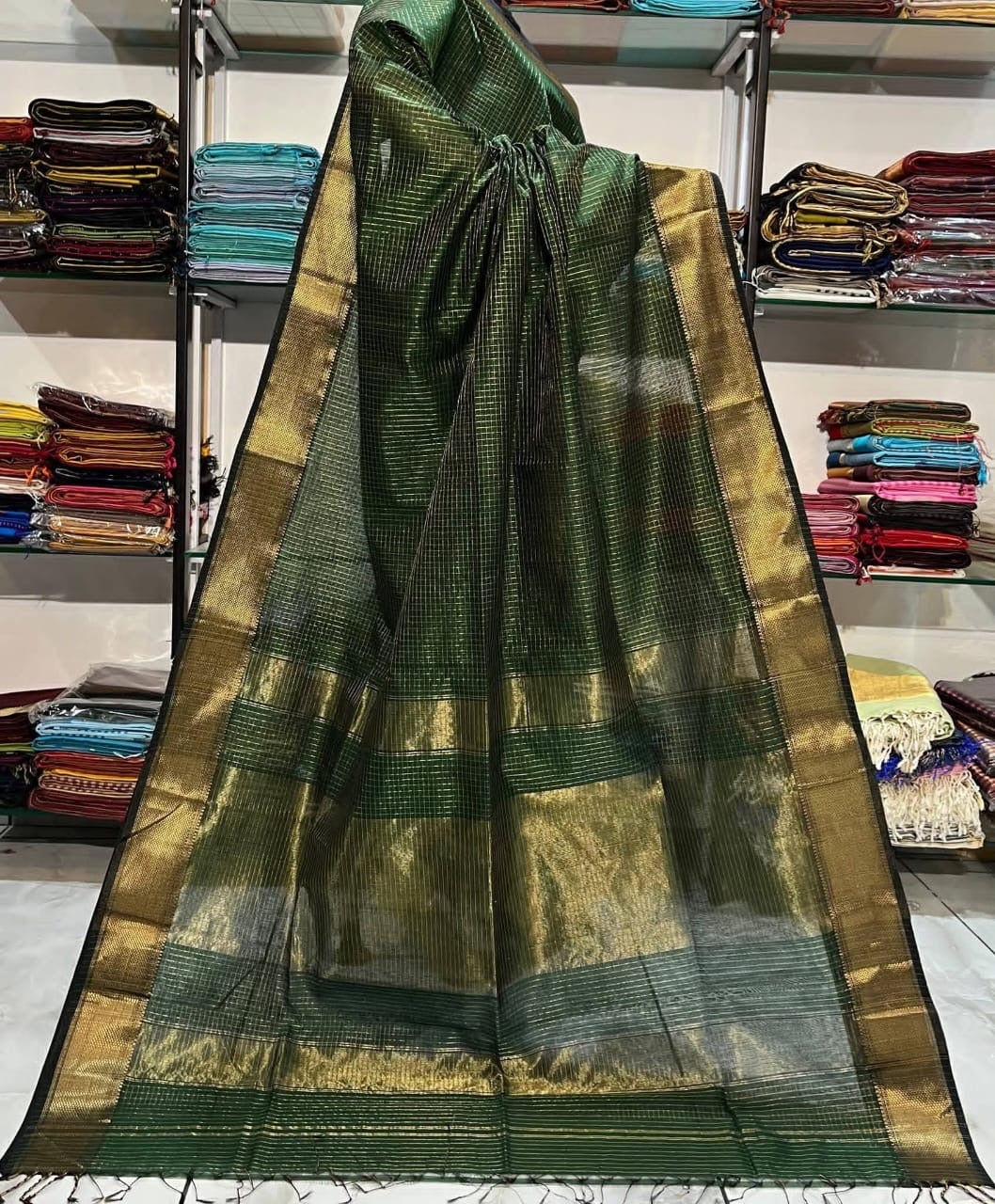 Maheshwari silk  Handloom Zari Check Saree