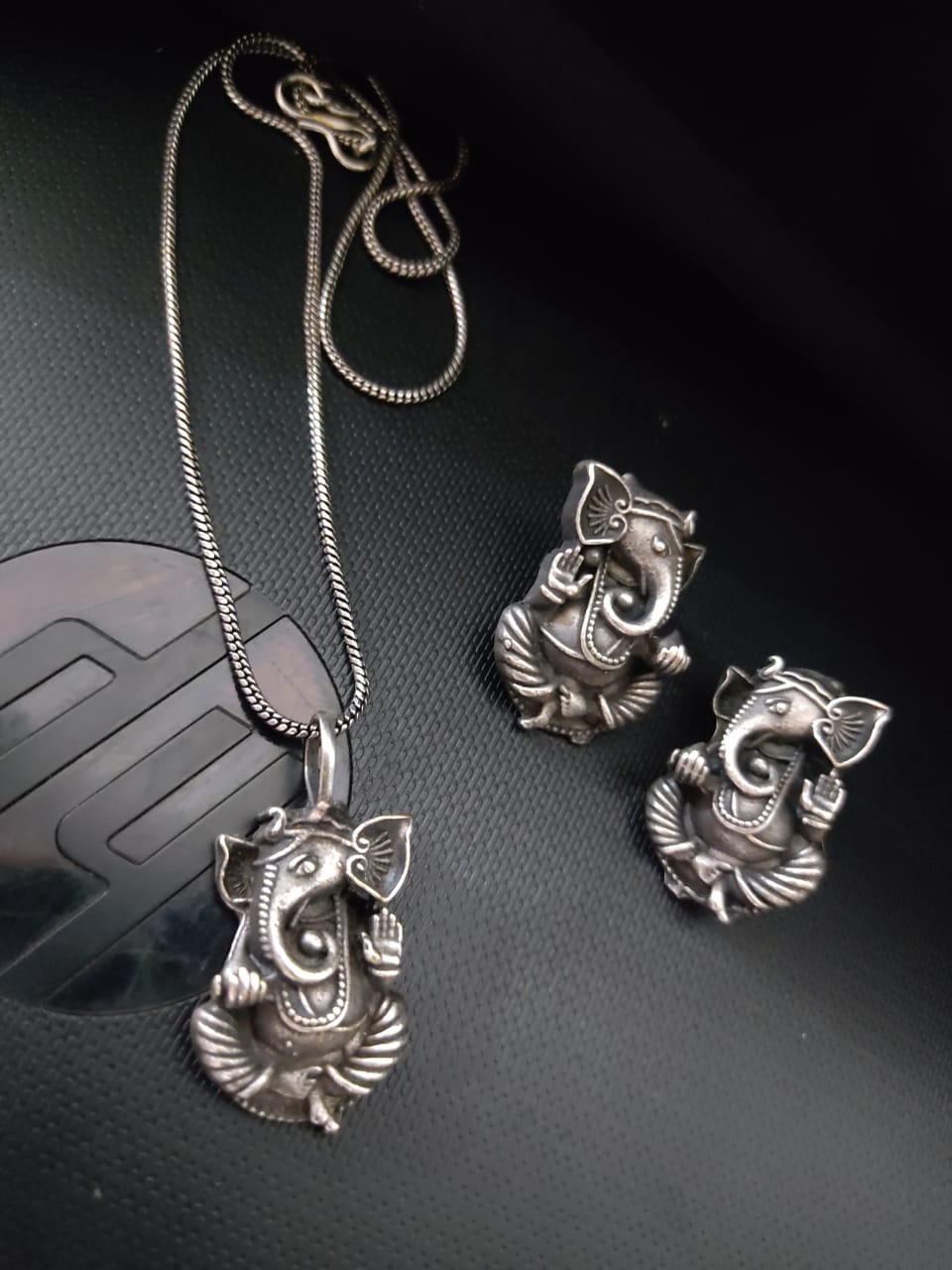 Ganpati Bappa pendant set