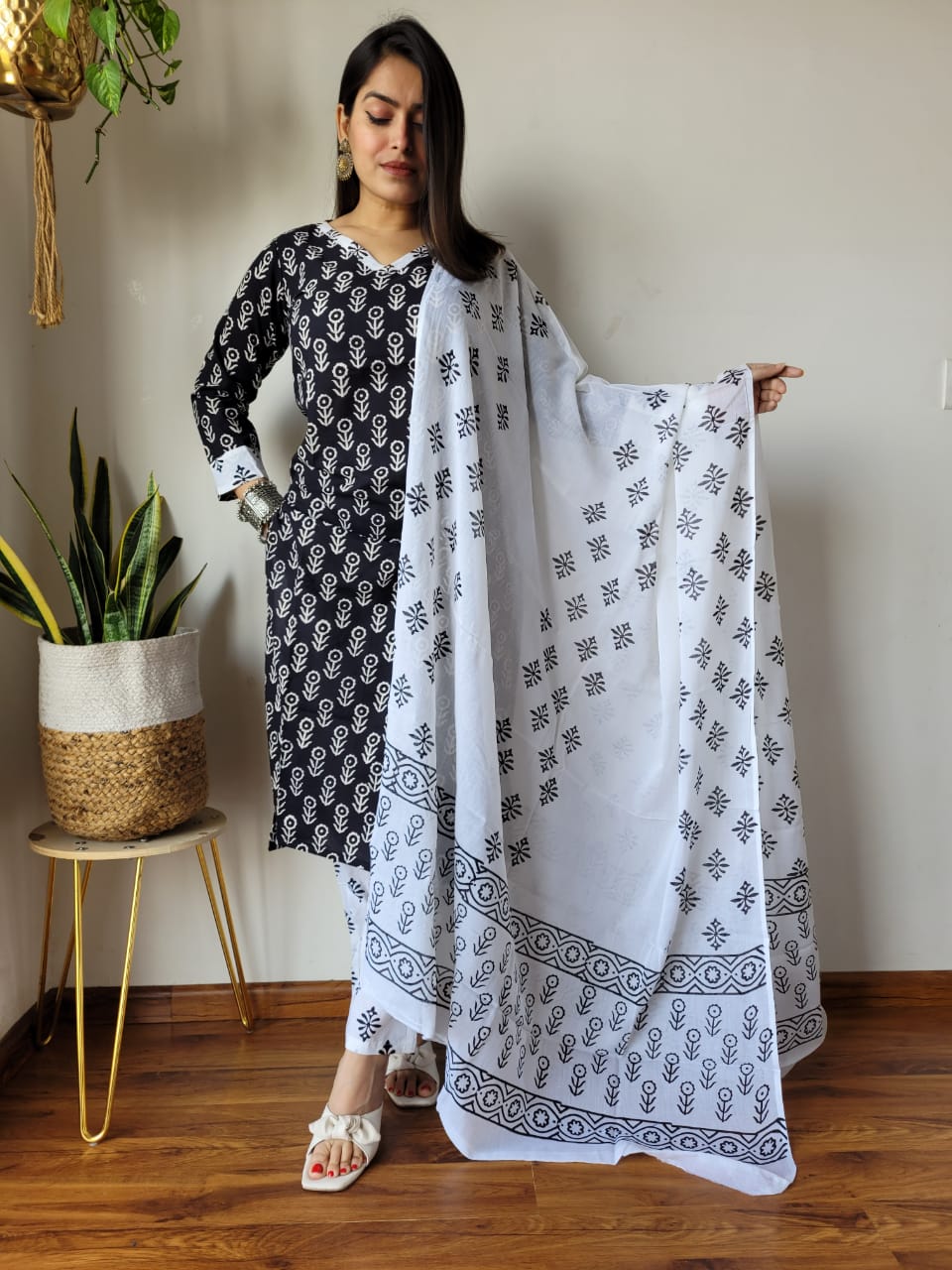 Black Block Print Suit Set With Dupatta