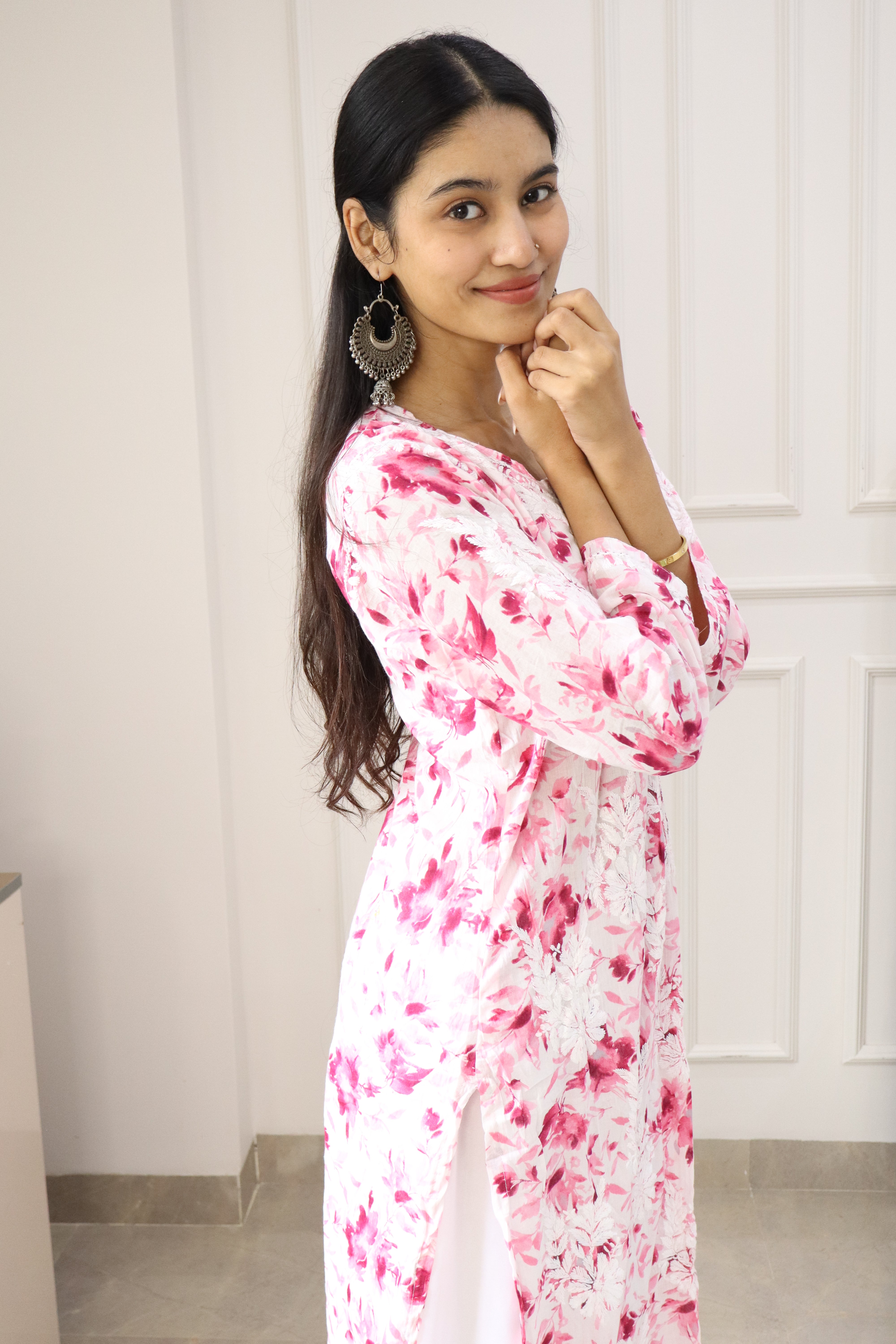 Pankhudi Pink Mul mul cotton chikankari kurti