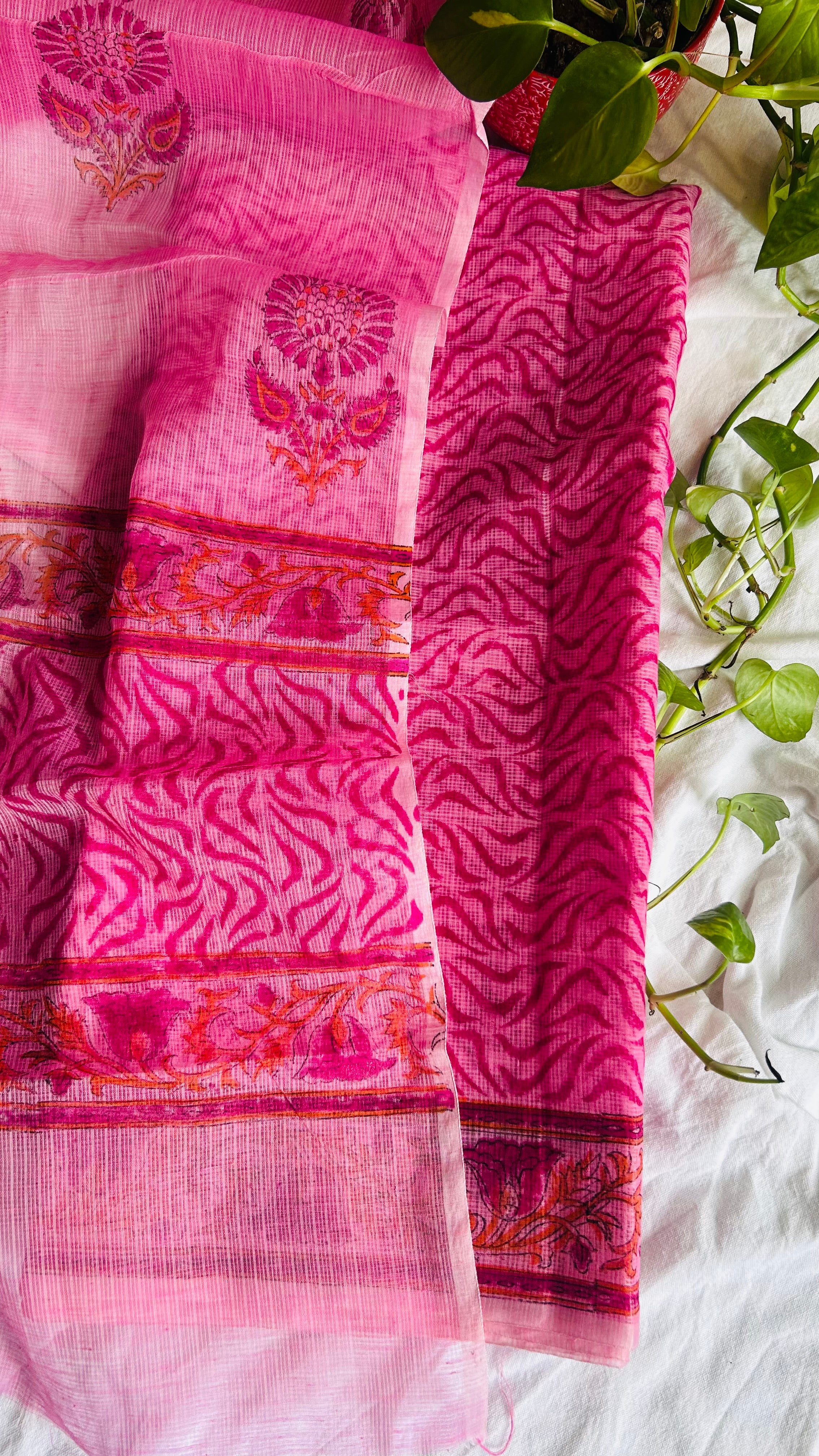 Summer Look Kota Doria Hand Block Print Suit In Pink (unstitched)