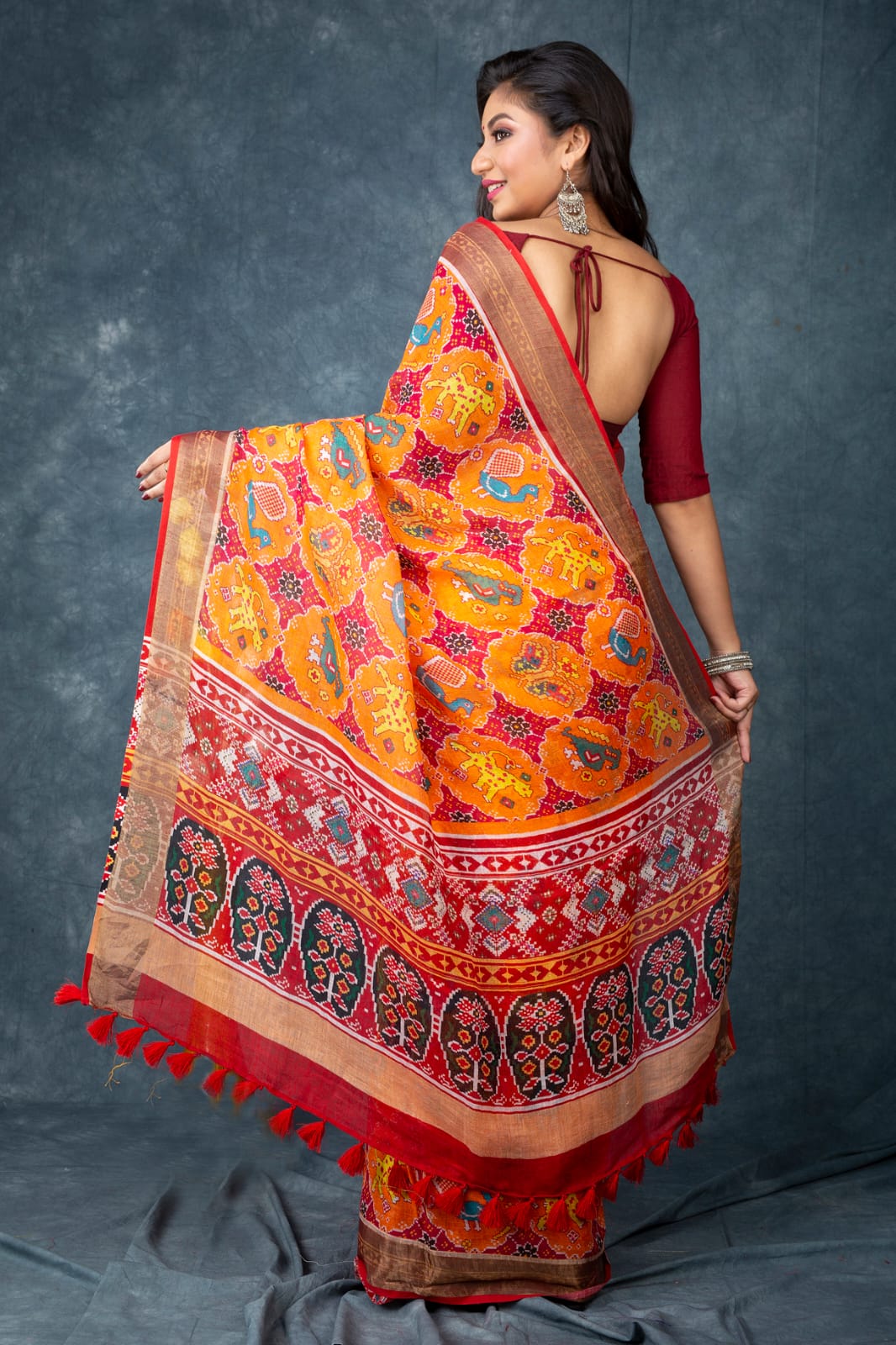 Yellow Patola look pure linen saree with blouse