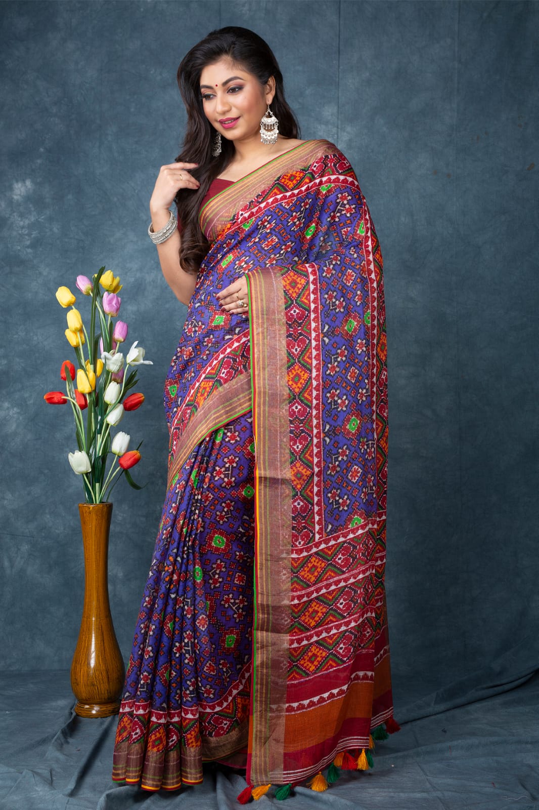 Patola look pure linen saree