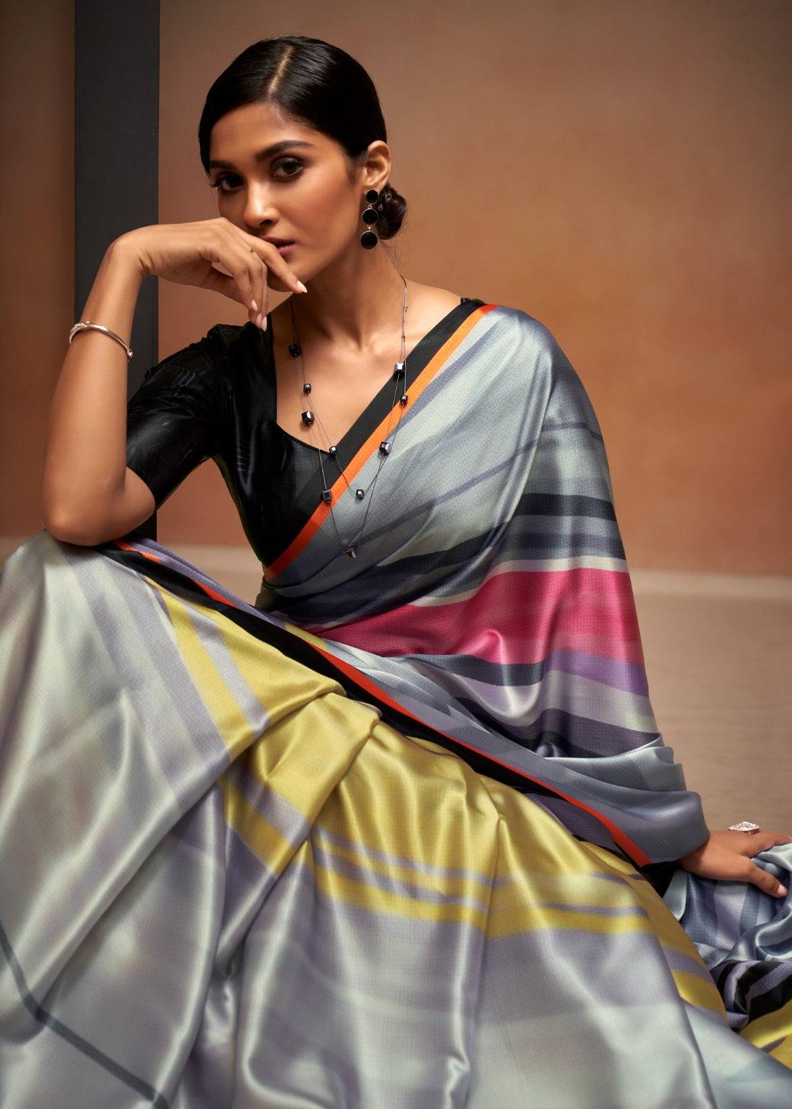 Digital Print Saree In Grey