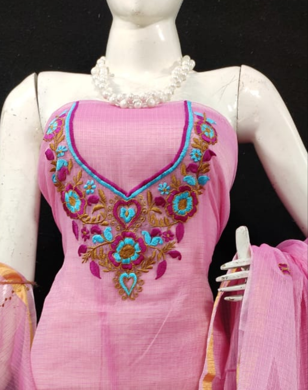 Kota Doriya Embridery Work Suit In Pink