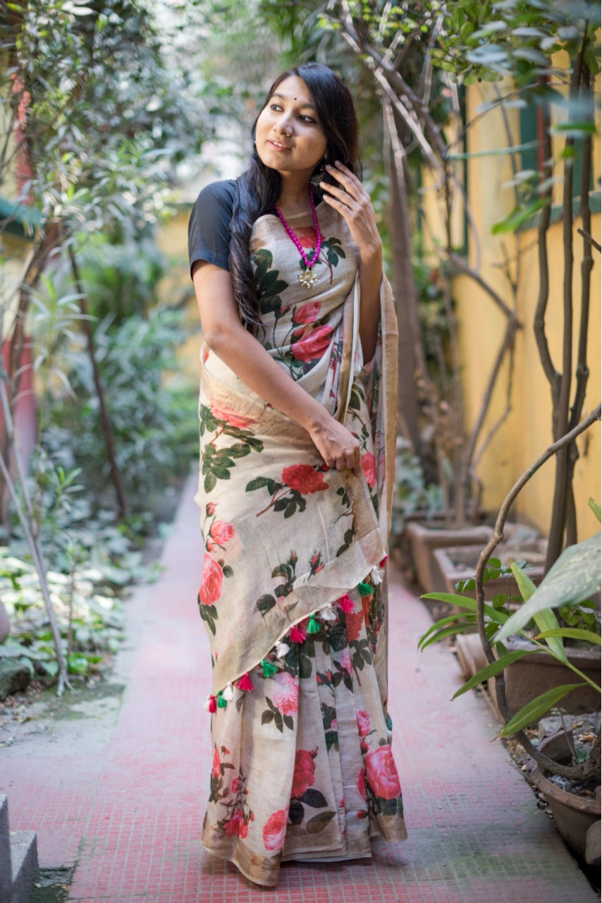 Digital Floral Print Linen Saree In Offwhite