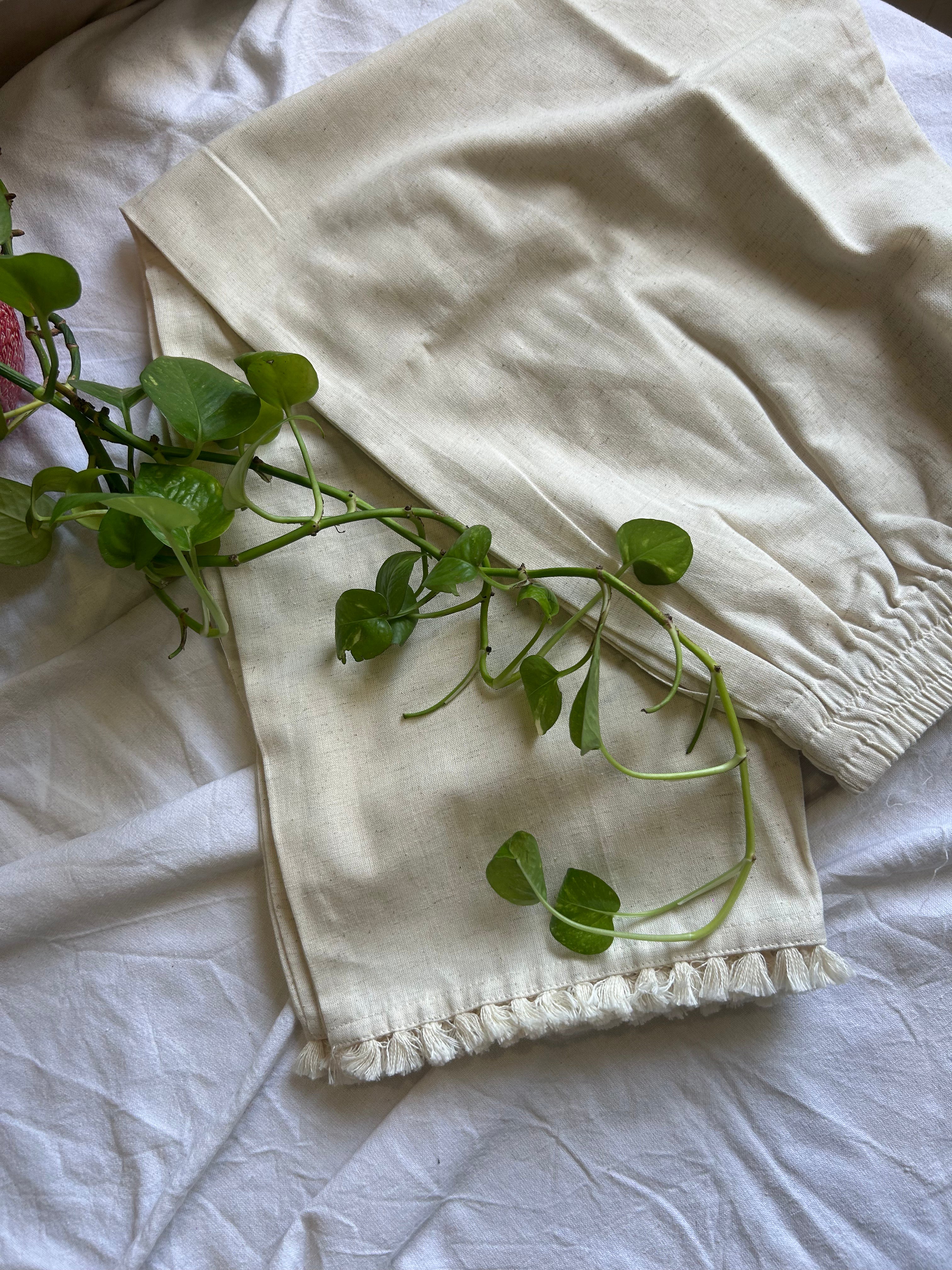 Jivika Cream Straight Pant In Cotton With Lac