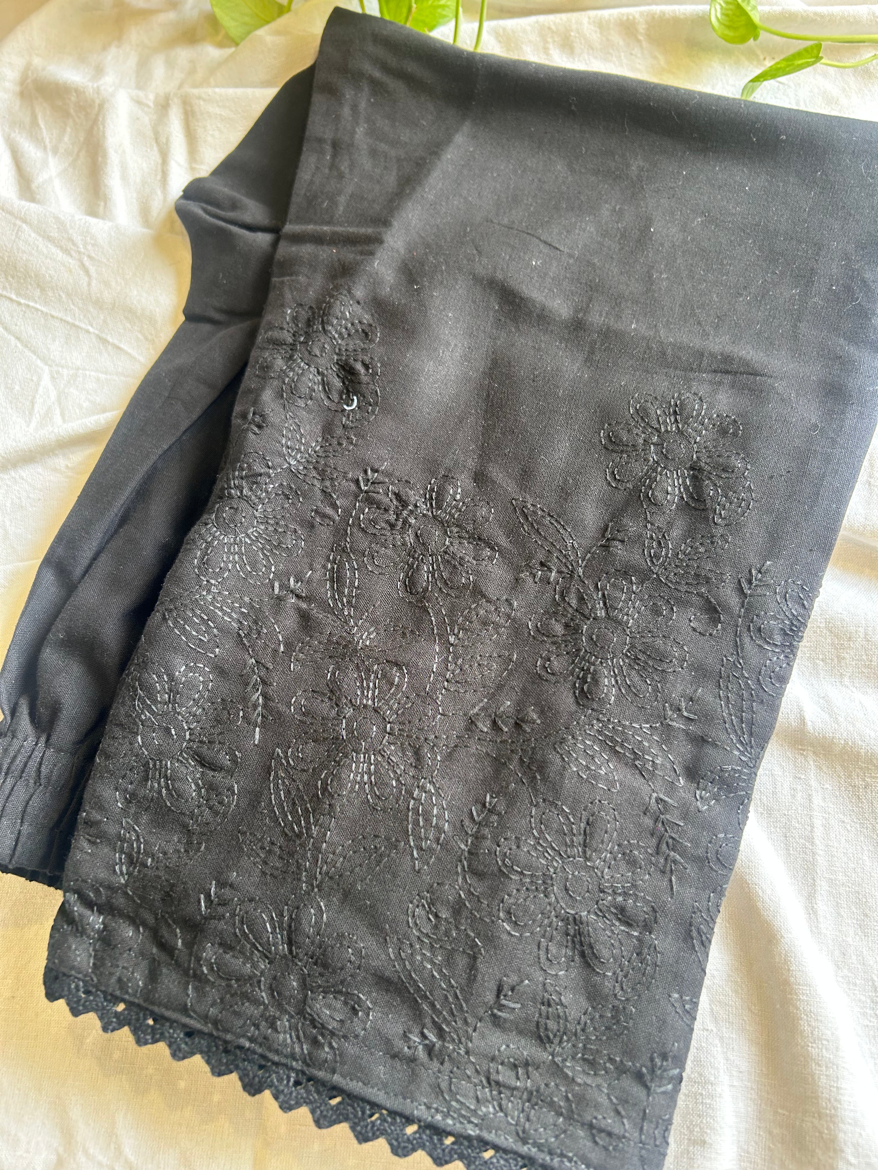 Black Embroidery Straight Pant In Cotton For Women