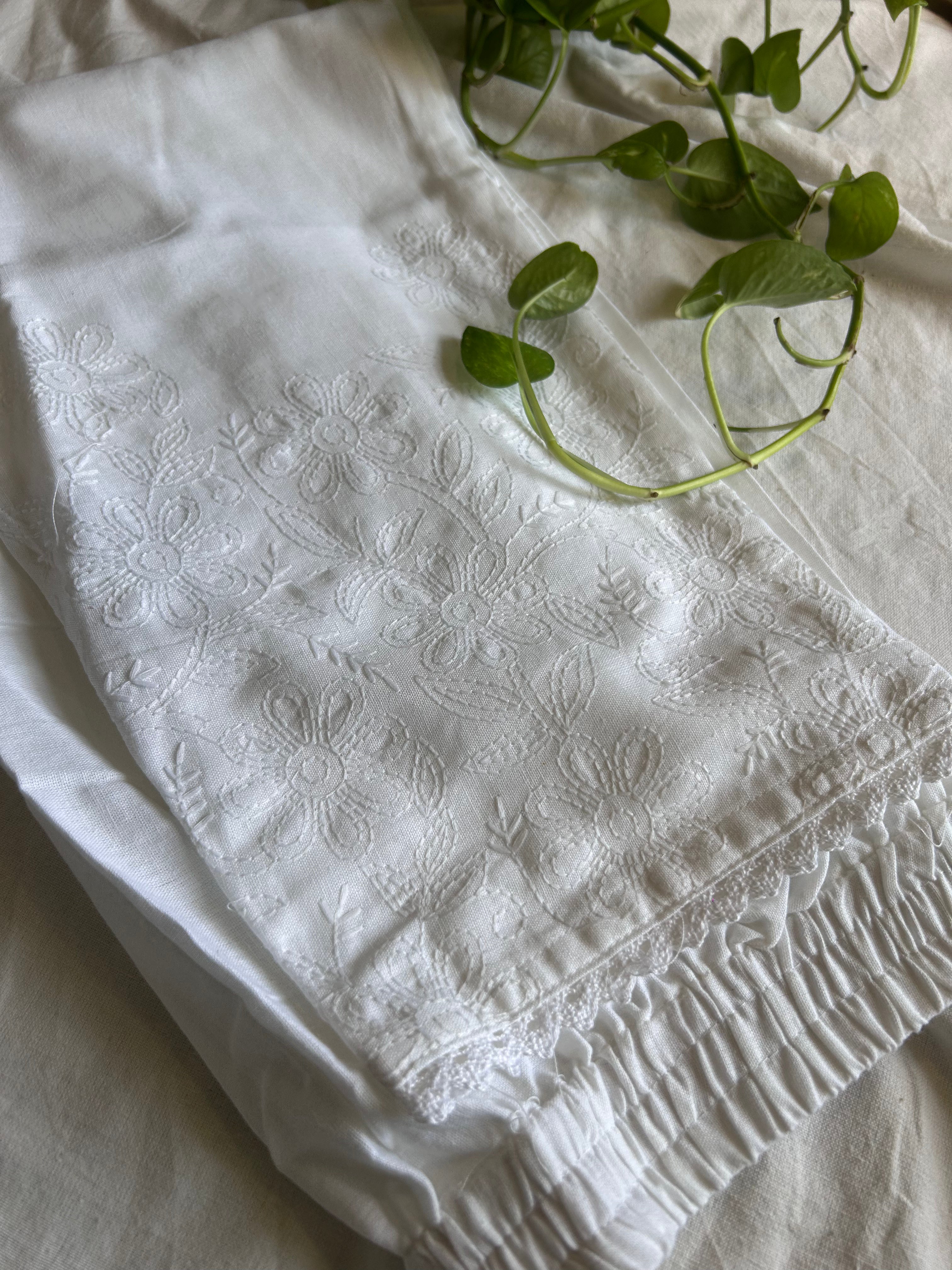 White Embroidery Straight Pant In Cotton For Women