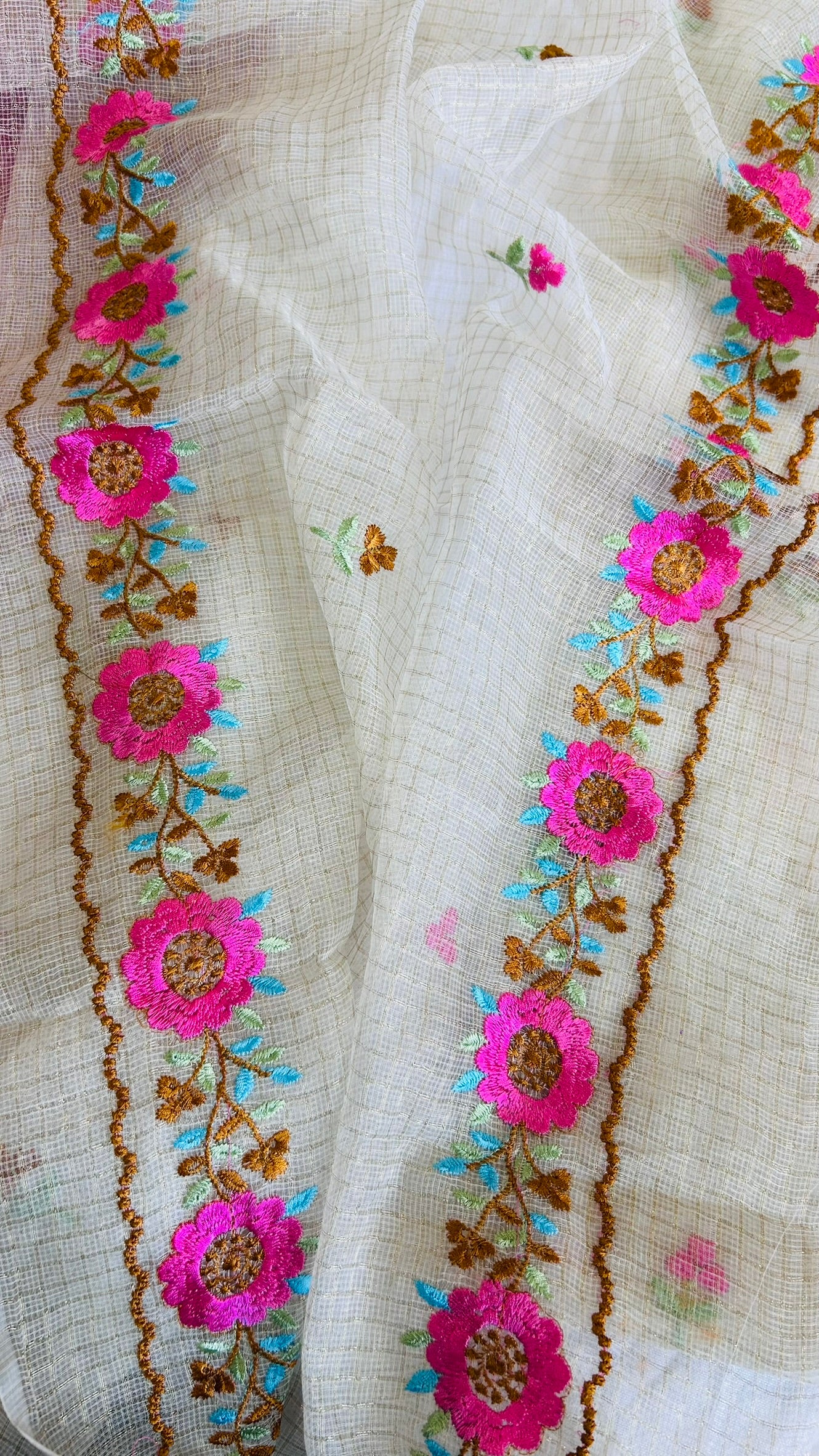 Kota Doria Embroidered Suit Set In Off White (unstitched)