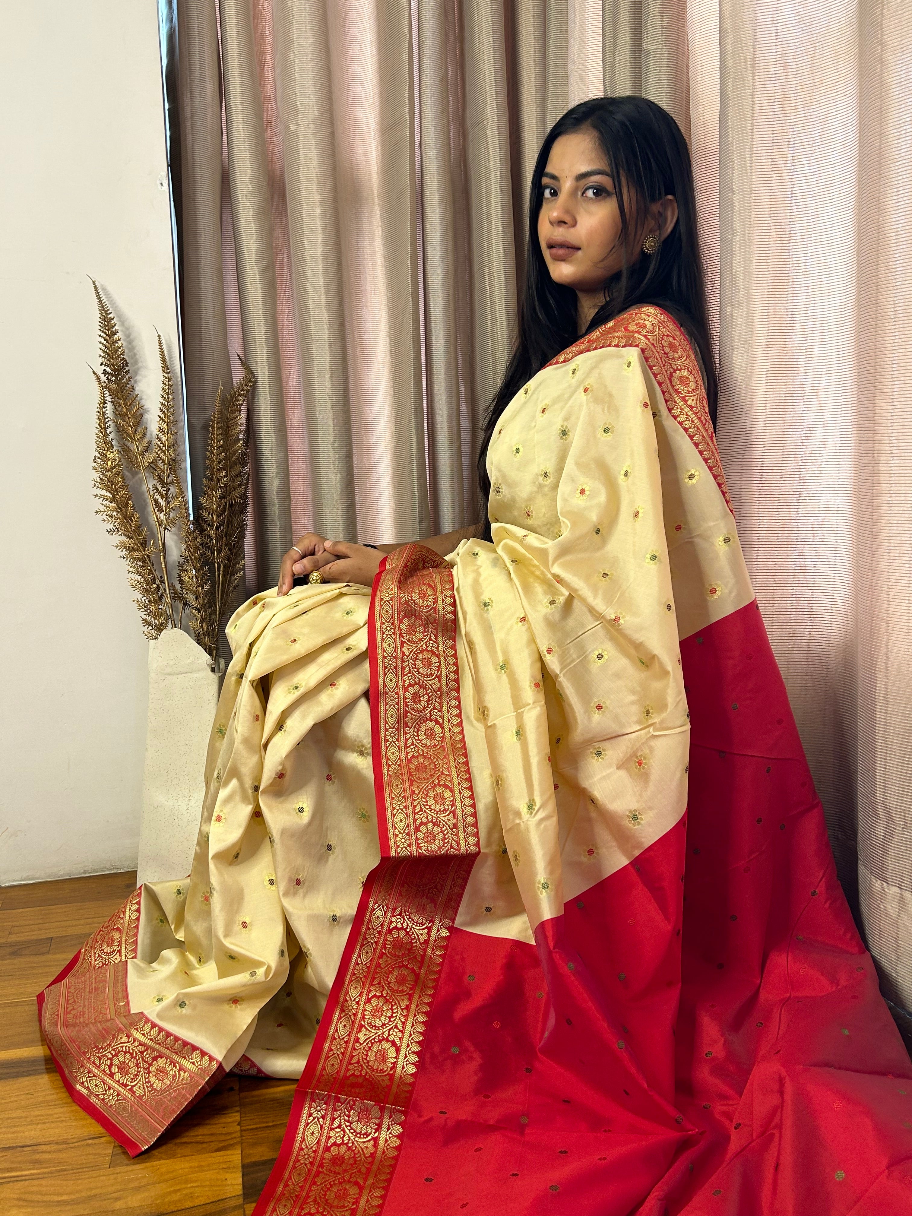 Banarasi Silk Saree In Cream & Red