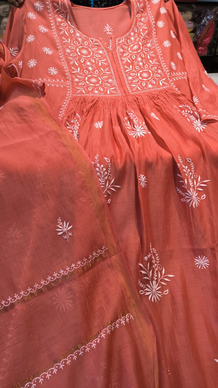 Red Chikankari Kurta – Ensemble Pakistan