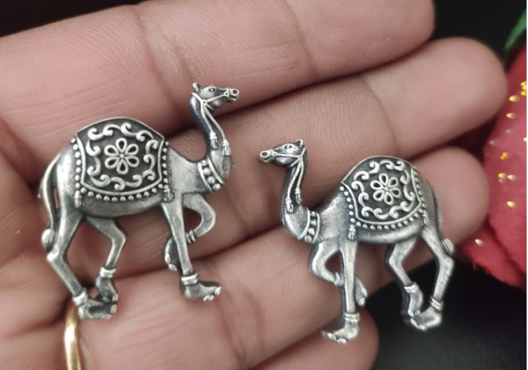 Cute Camel Oxidised Silver Look Alike Earring