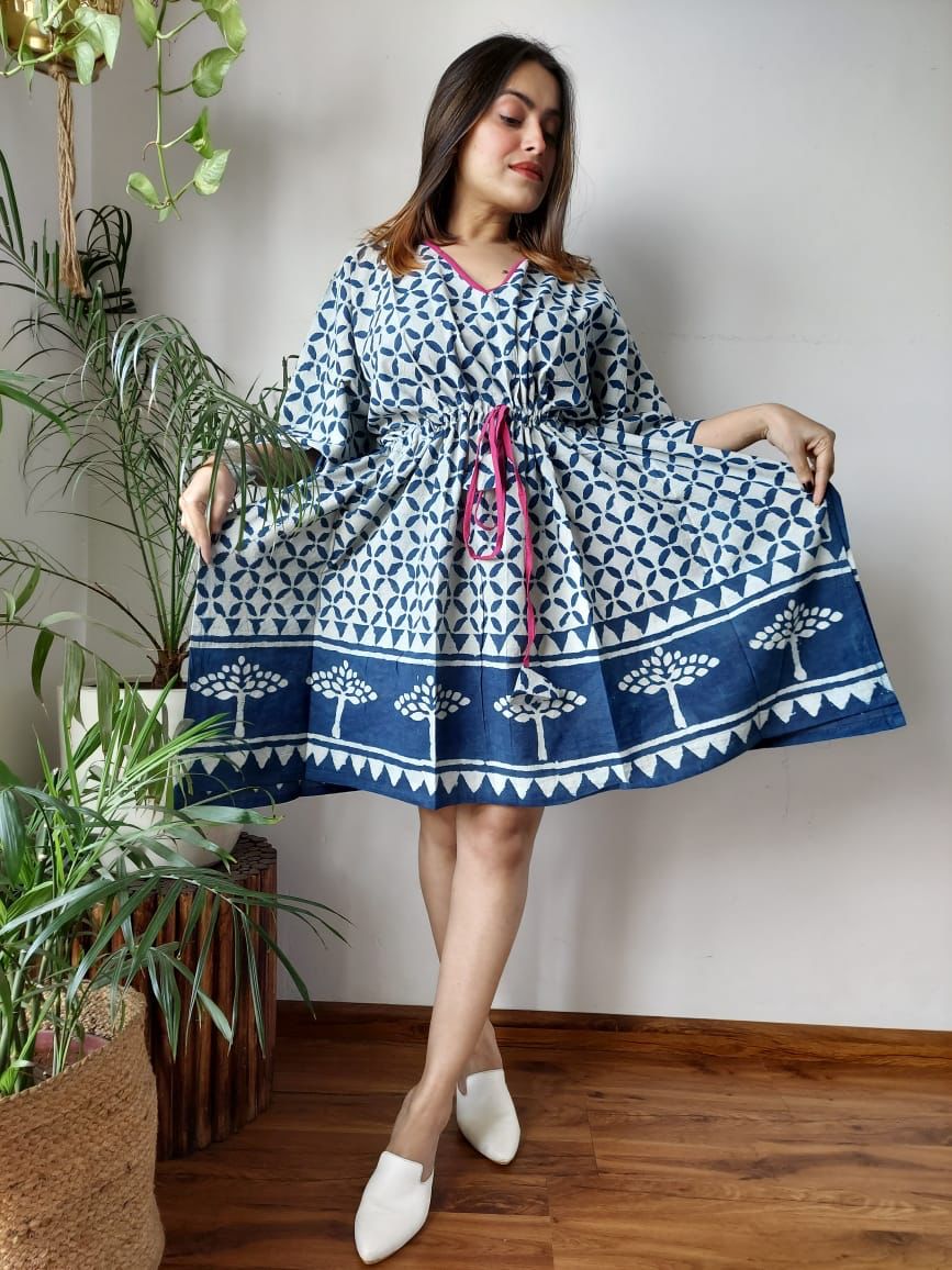 Short Kaftan in Blue