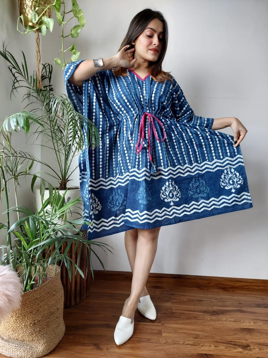 Short Kaftan in Blue