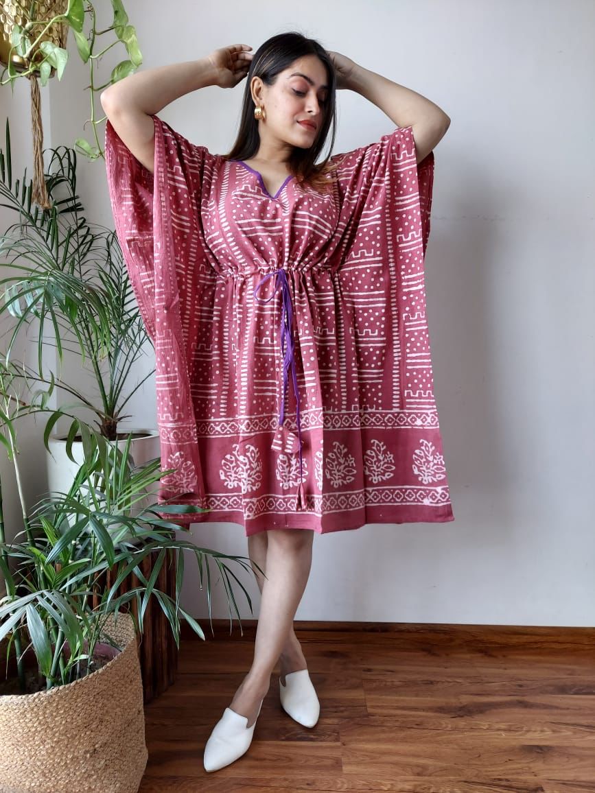 Short Cotton Kaftan in Pink