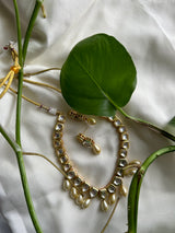 White Pearl Kundan Necklace Set