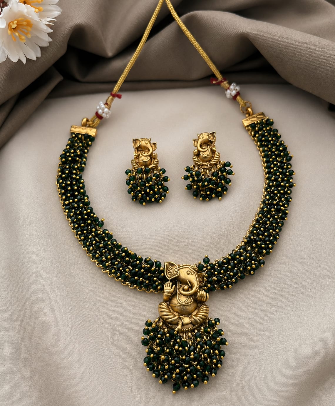 Green Indian Traditional Load Gannu Styles Necklace Set