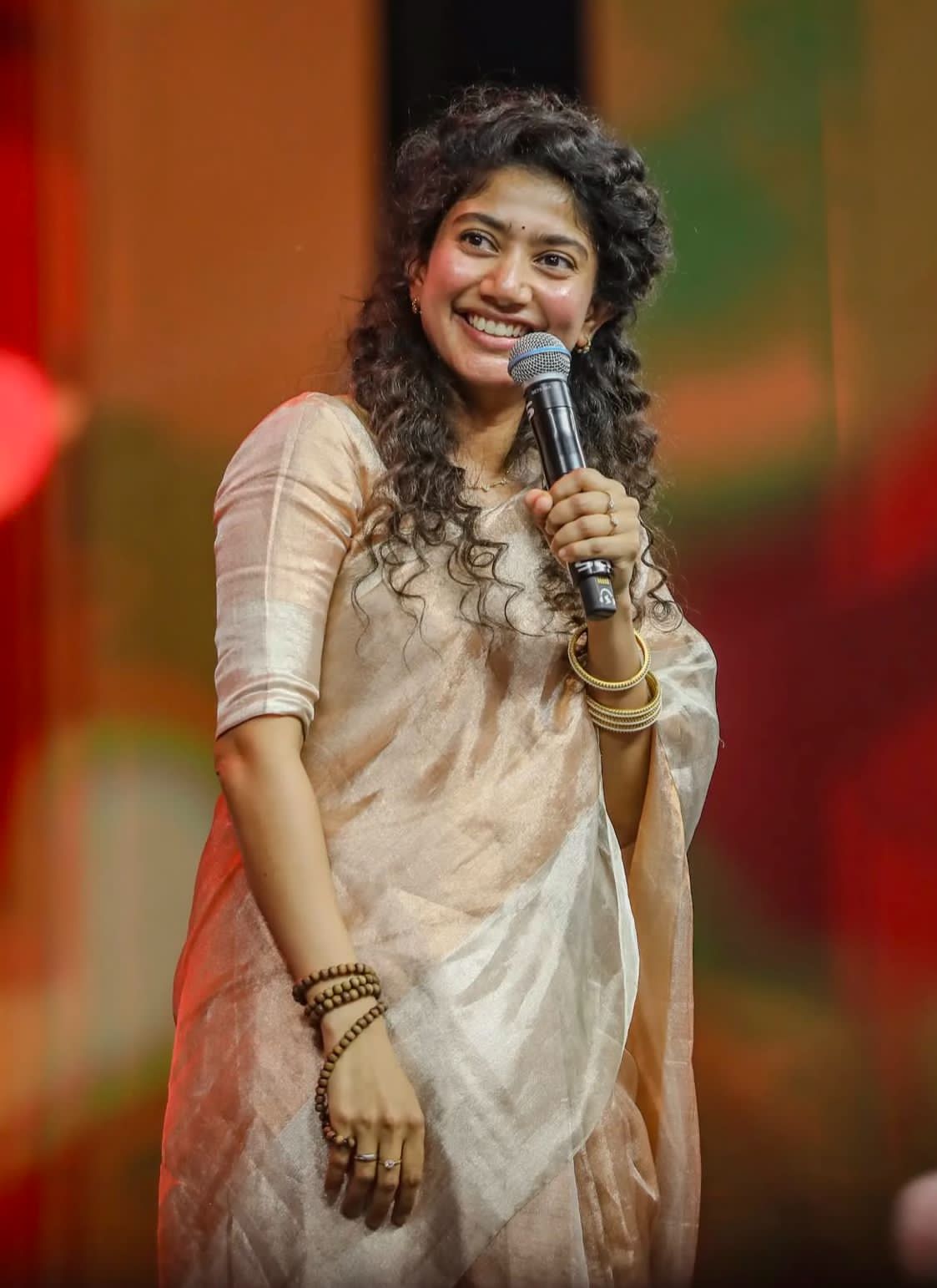 Sai Pallavi Inspired Banarasi Tissue Saree